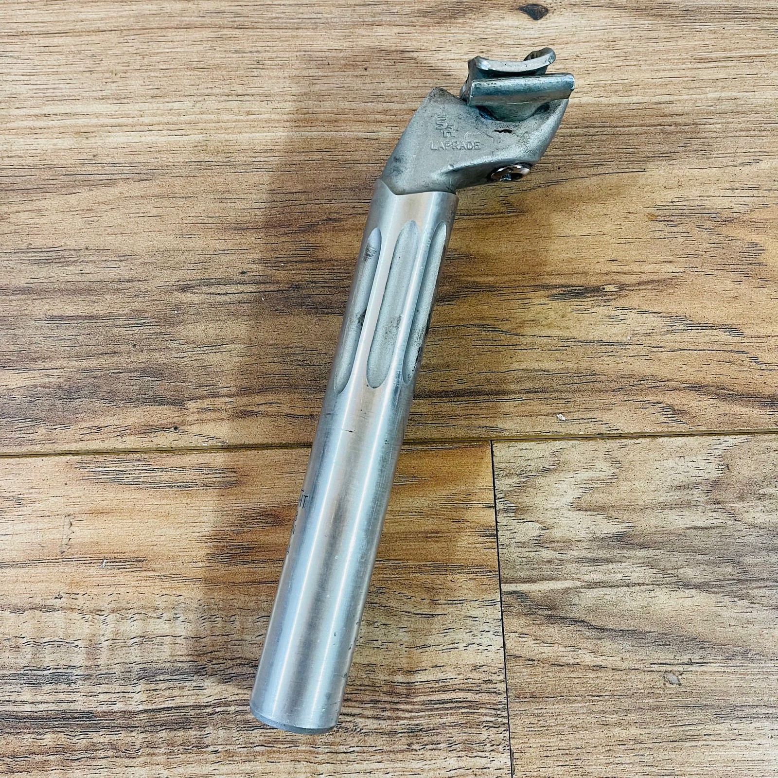 SR Sakae Laprade Fluted Aluminum Seatpost 26.8 x 190 Silver