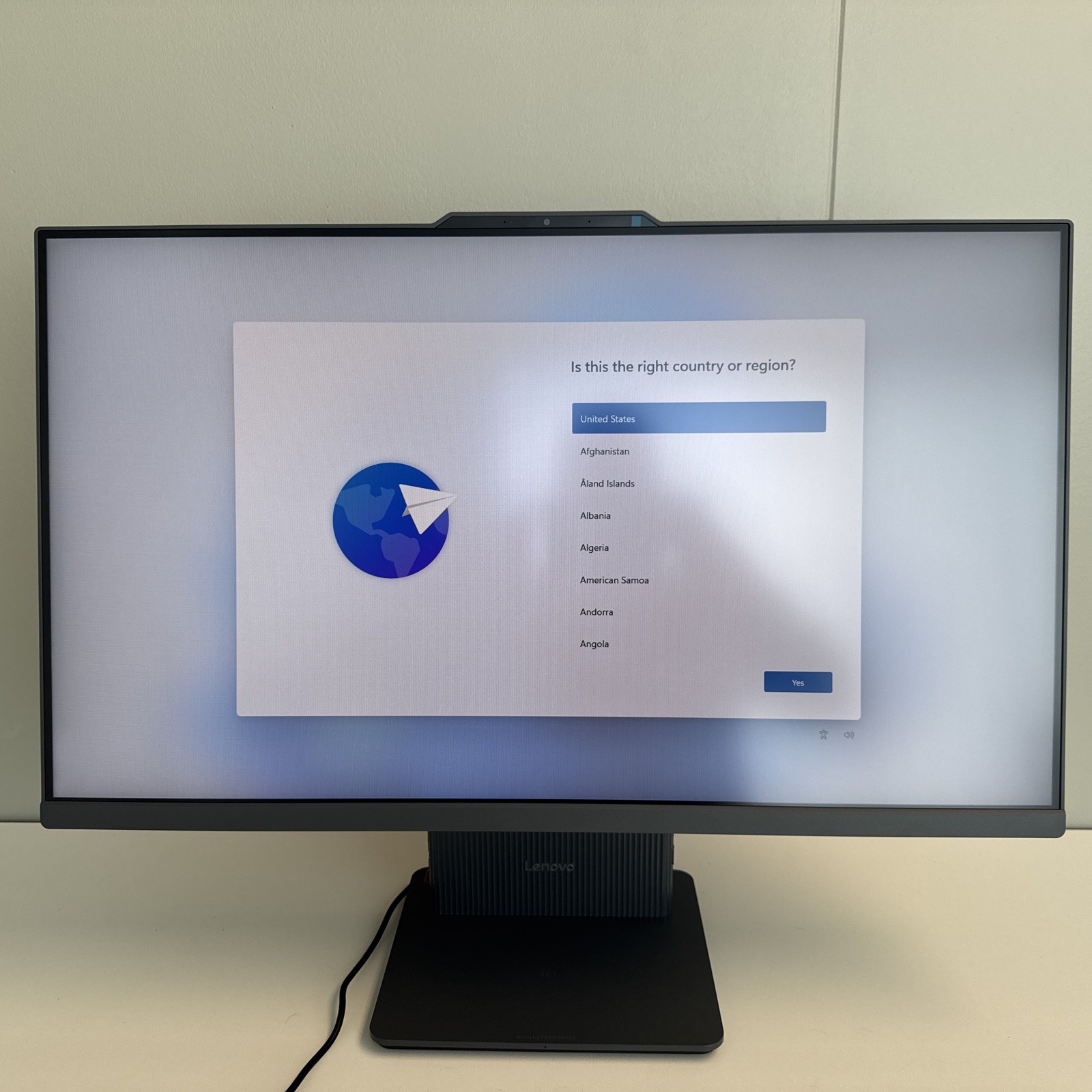 Lenovo IdeaCentre AIO 24ARR9 23.8" FHD Ryzen 5 7535HS 16GB 512GB SSD