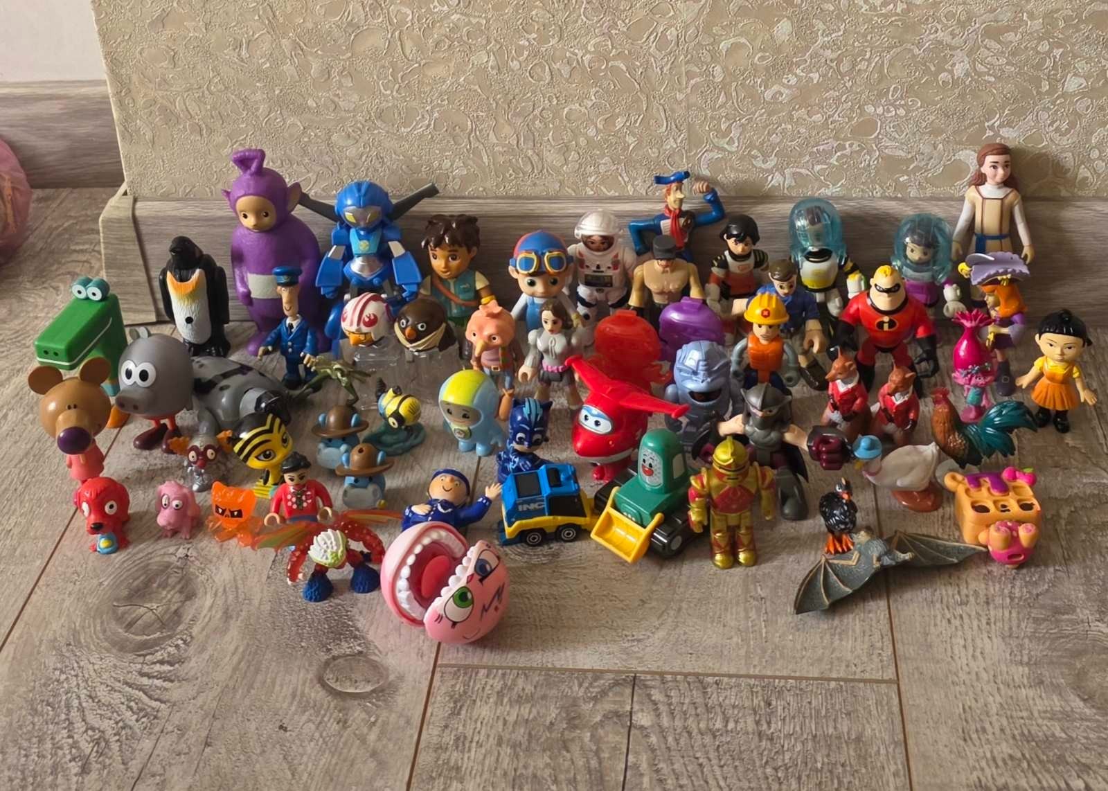 Lot of Collectible figures more than 50 pieces