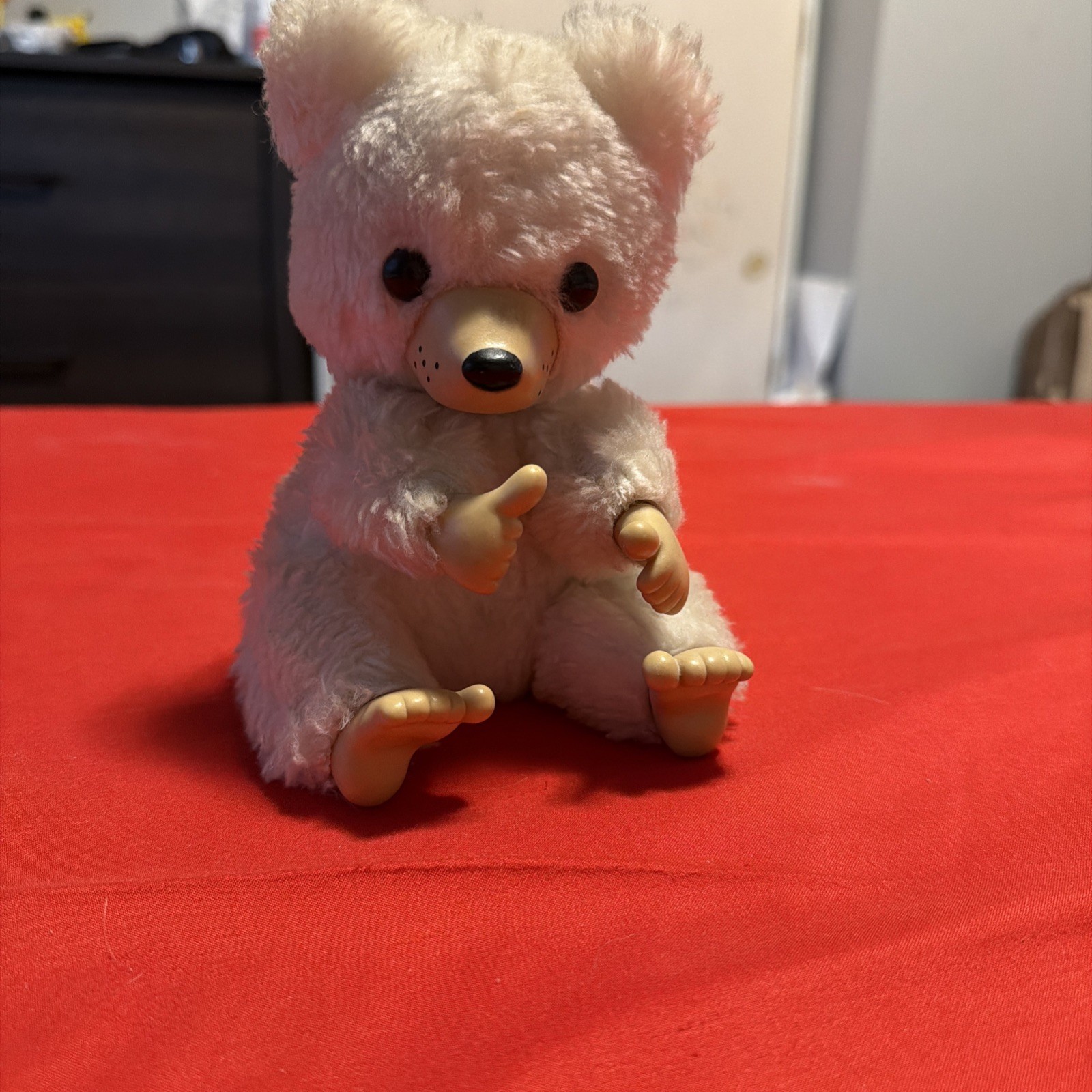 Vintage Thumb Sucking Small Bear Chad Valley Monchichi 1970’s Cream