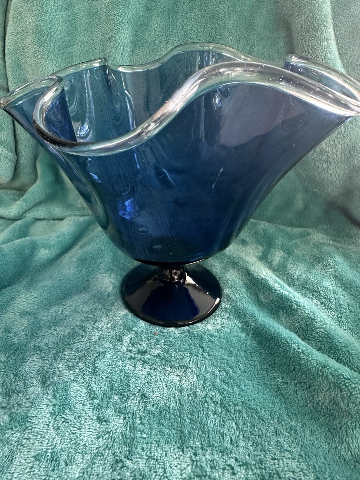 VTG Hand Blown Cobalt Blue Art Glass Ruffled Pedestal Bowl Compote Centerpiece