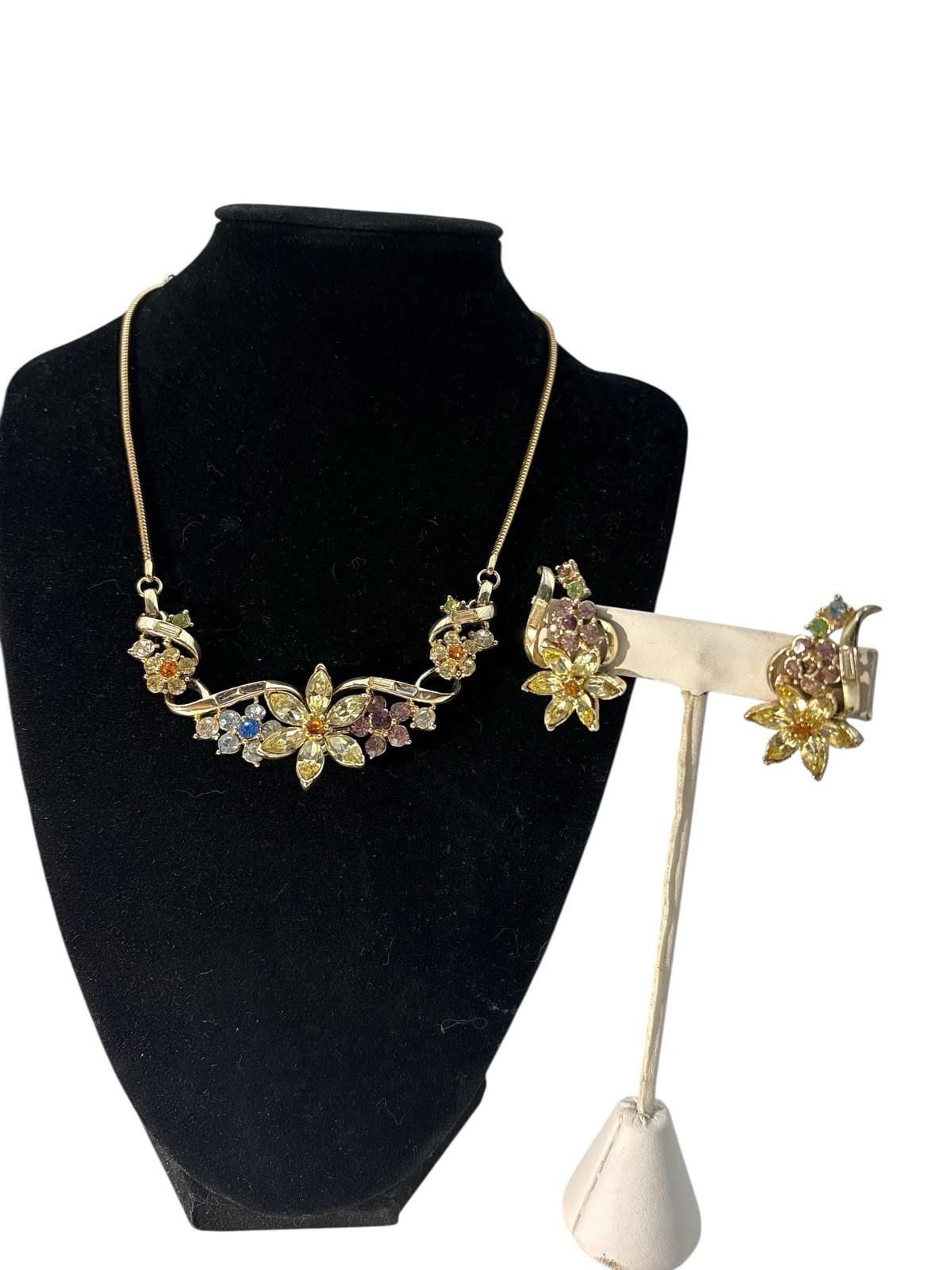 Vintage Signed Coro Adolph Katz Honore Flower Garden Necklace ClipOn Earring Set