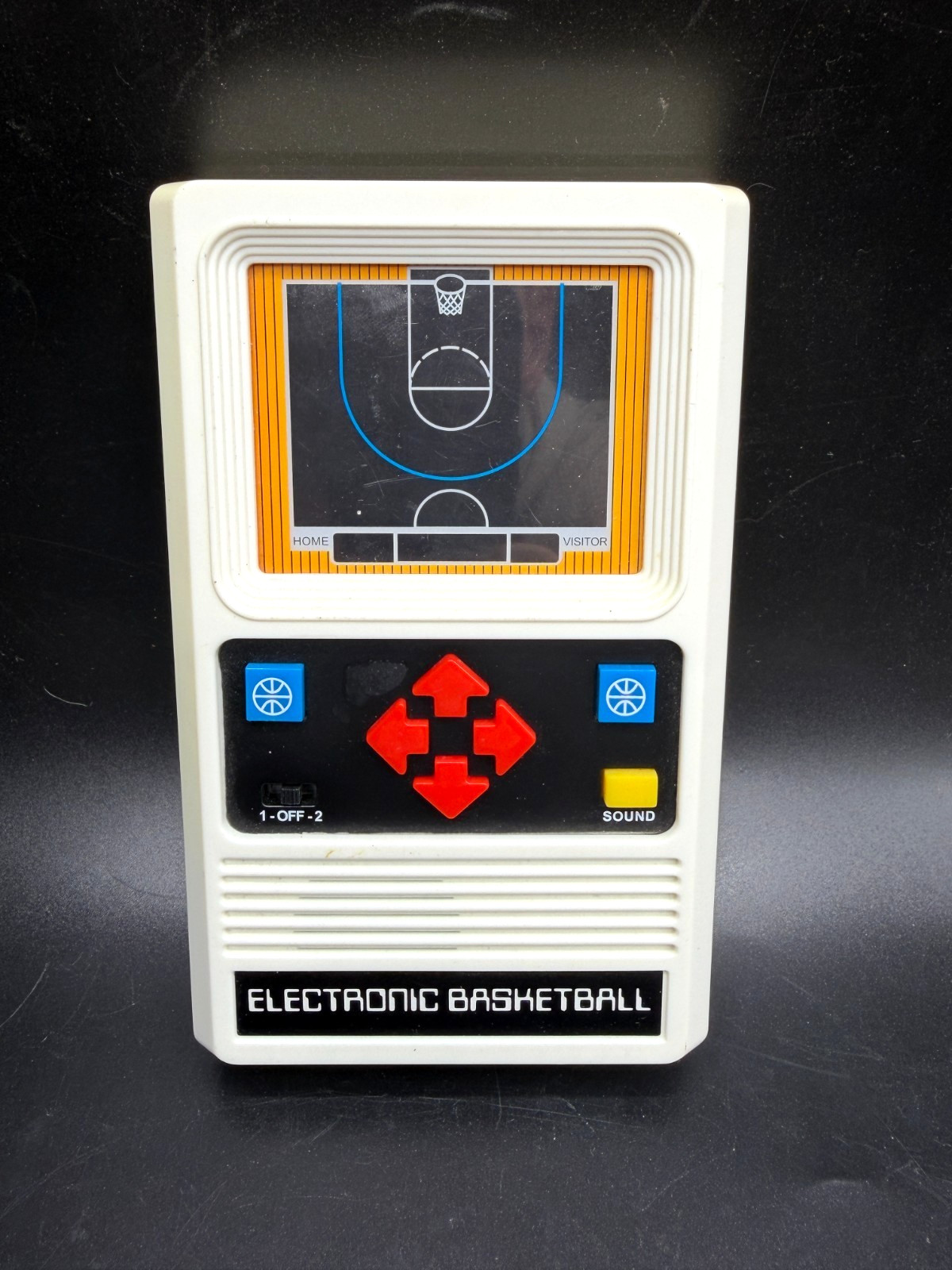 🏀 1978 Mattel Electronics Basketball Handheld Game – Model 2437-0330 – VIDEO!