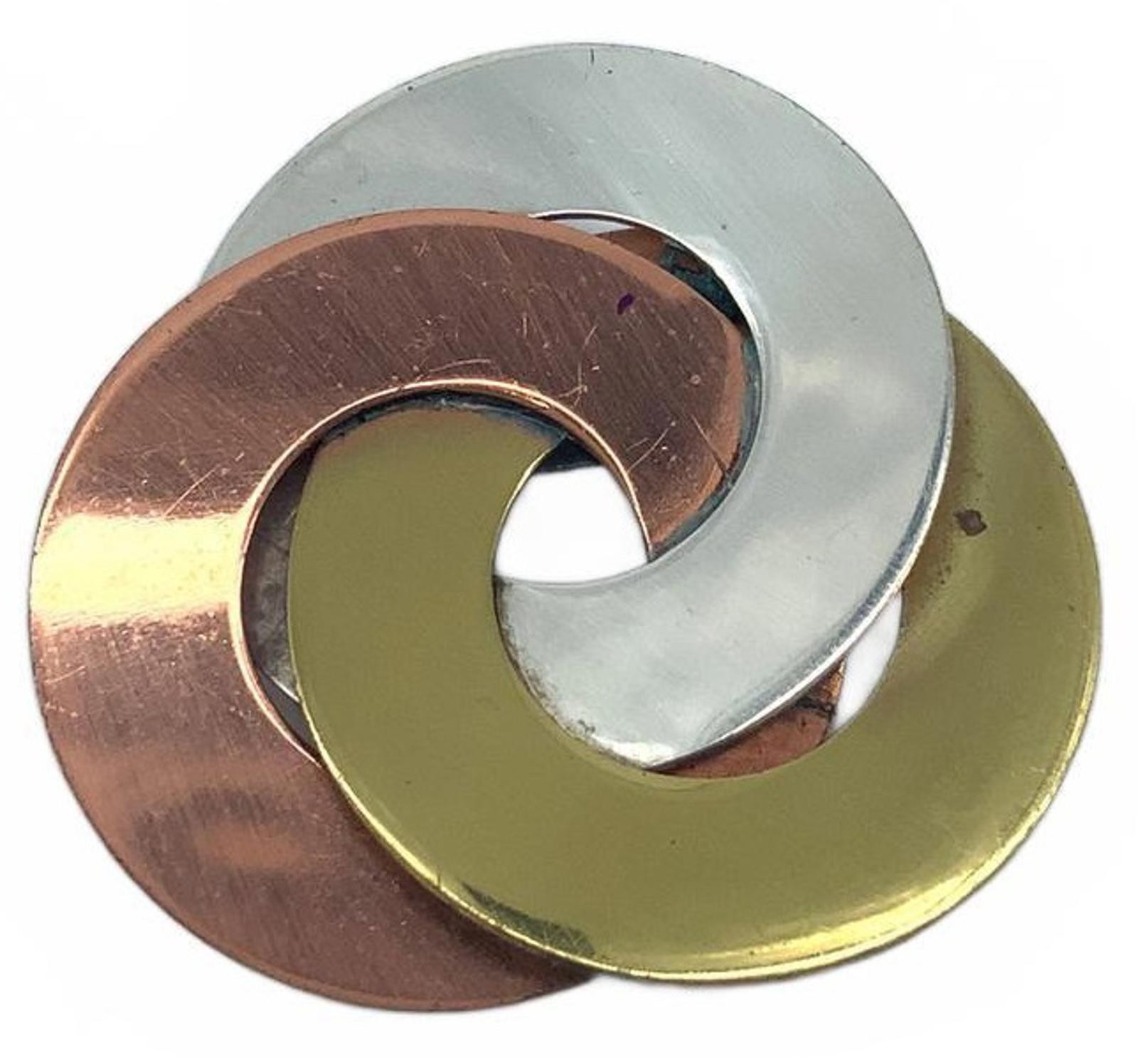 Vintage Mixed Metal Tone Interlocking Circle Brooch Pin Geometric Mod Jewelry