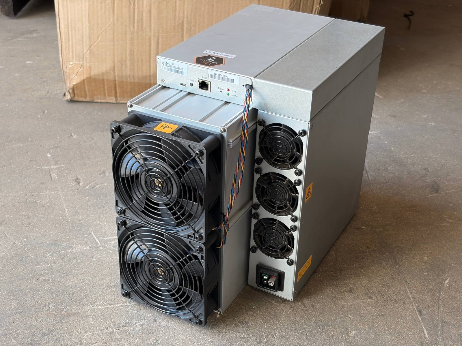 Bitmain Antminer S21 195Th BTC Miner with our Custom Firmware work on 150-240TH