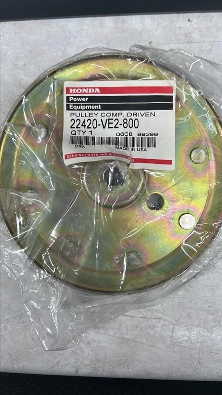 Genuine Honda OEM 22420-VE2-800 V Driven Pulley 5" NOS
