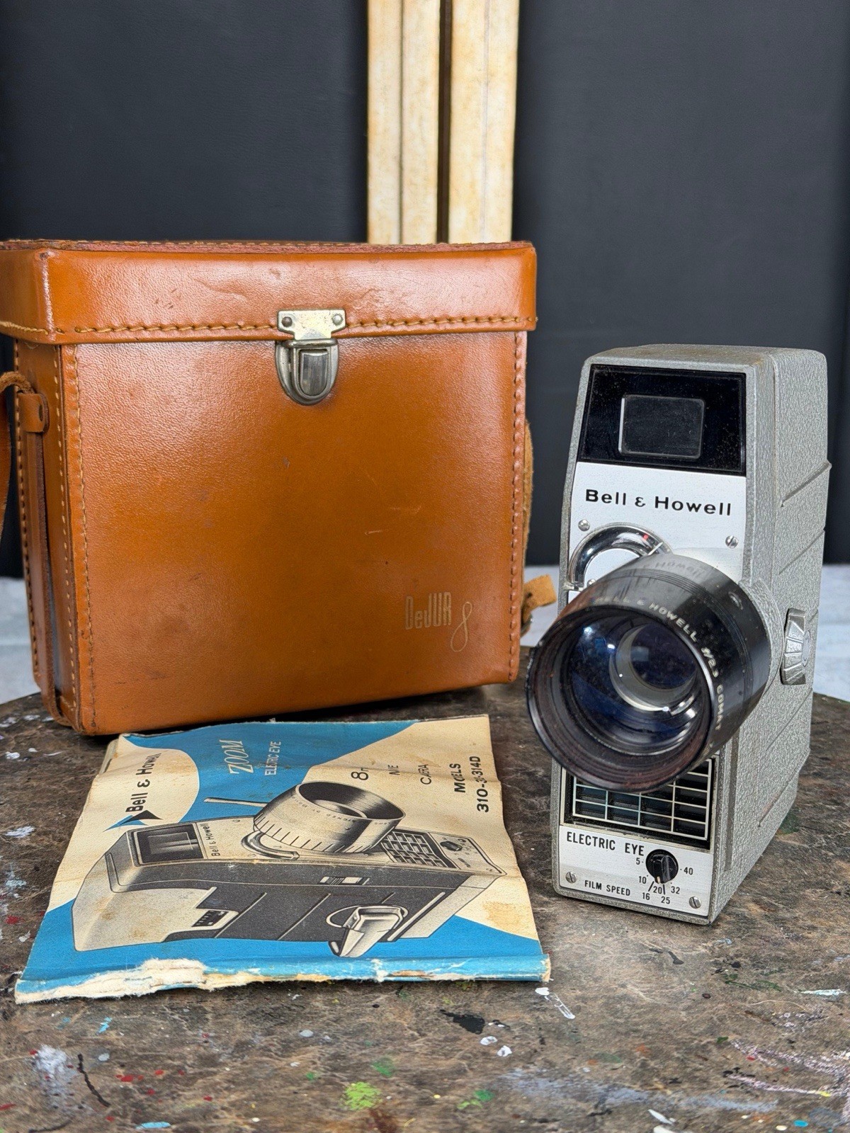 Vintage Bell & Howell 8mm Movie Camera Zoom Electric Eye w/ Case & Manual