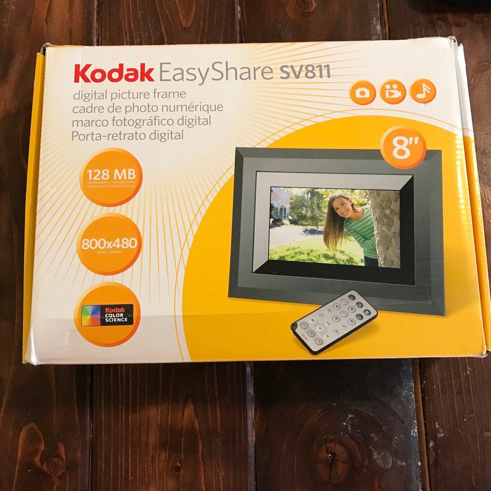 Kodak EasyShare SV811 8 inch Digital Picture Frame 128MB MP3 Video Remote Black