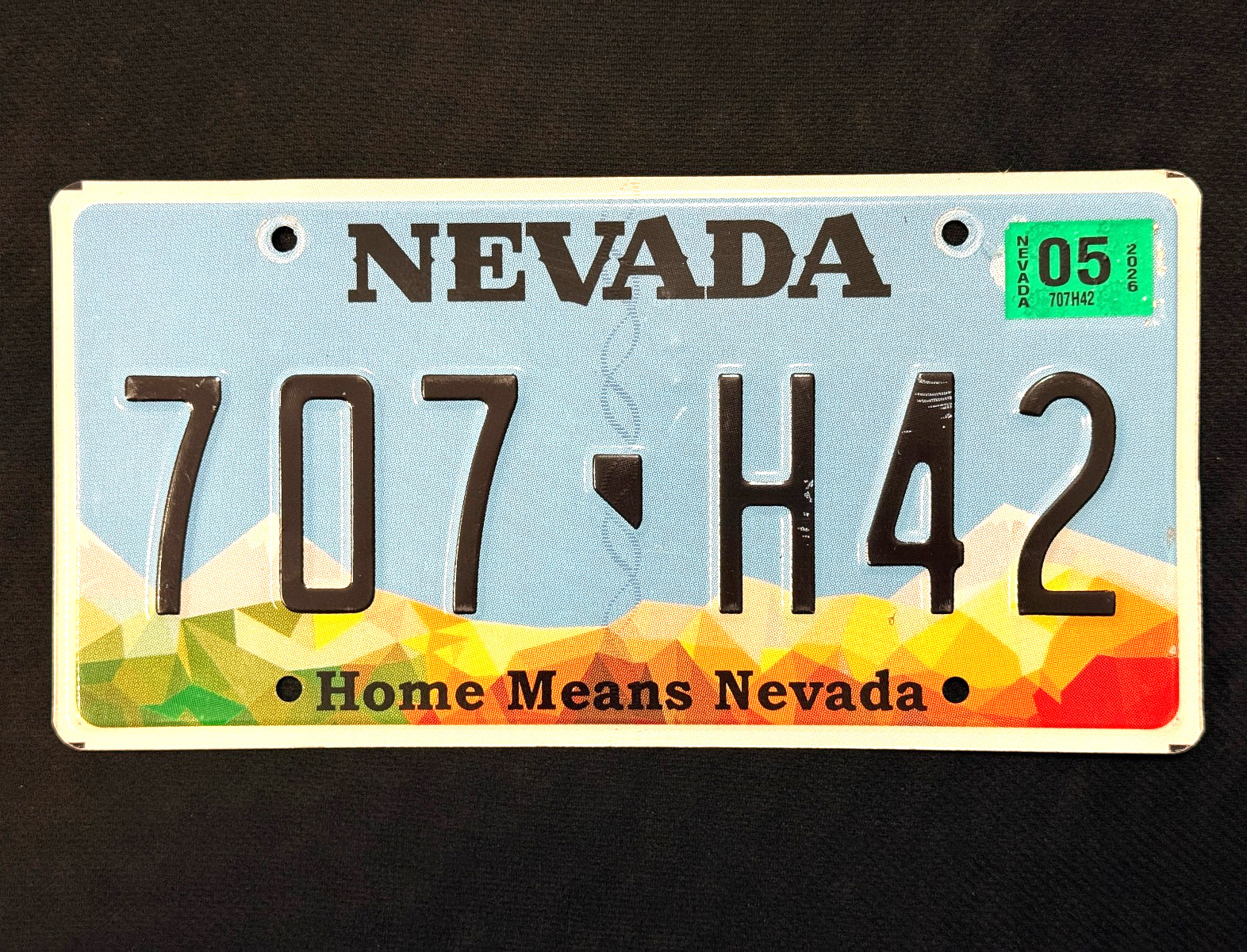 2005 Nevada License Plate 707 H42 ..... STATE MAP & HOME MEANS NEVADA