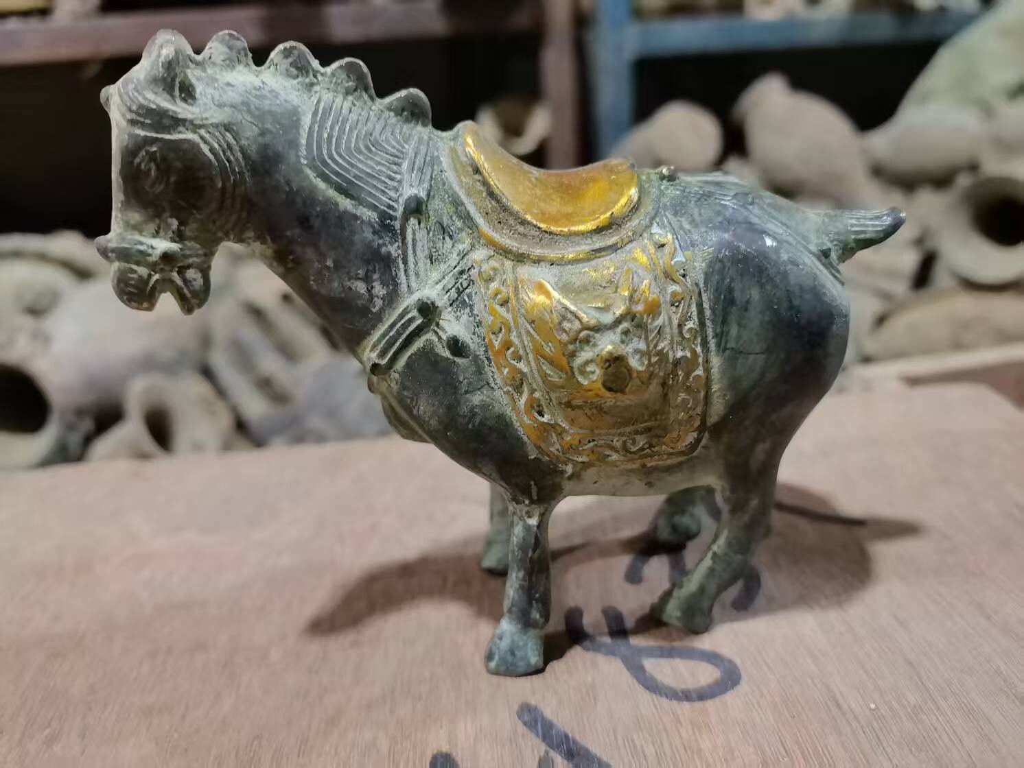 Old Bronze Be unearthed, China Copper Gilded warhorse  1