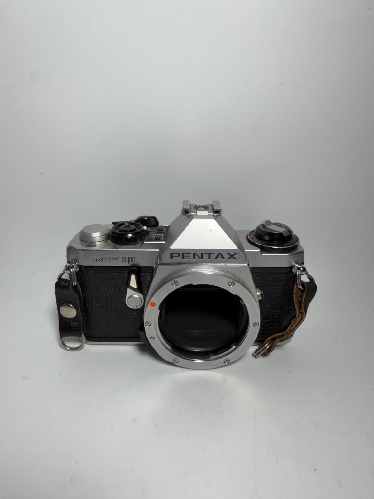 Pentax ME Super 35mm SLR Film Camera *Parts or repair*