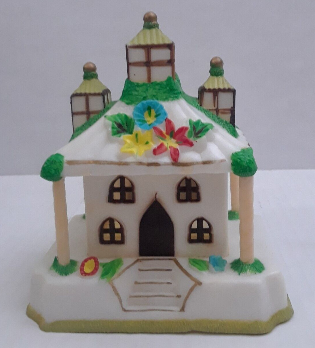 Vintage 1950s Wilton Chicago Bank Chapel 60643 W779 Hong Kong