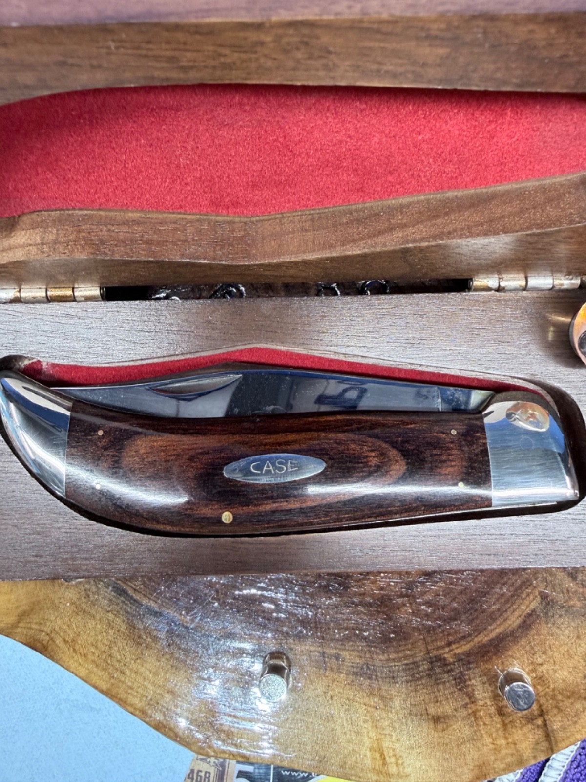 Vintage Case XX Buffalo Clasp 4 Dot Knife P172  with Wood Protective Case 