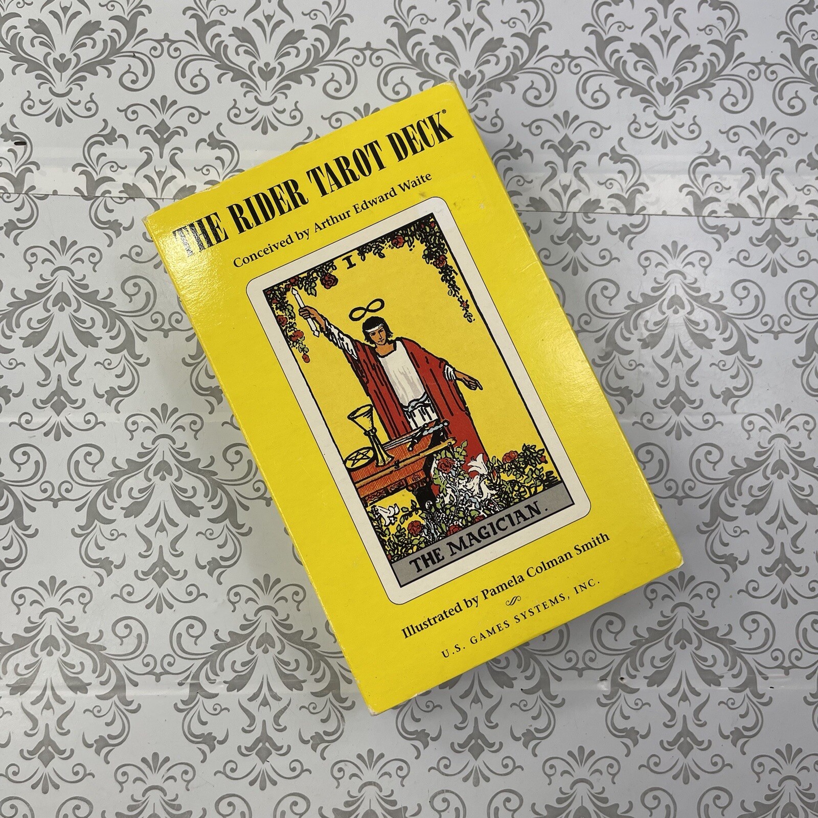 The Rider Tarot Deck Conceived by Arthur Edward Waite - U S Games Systems INC