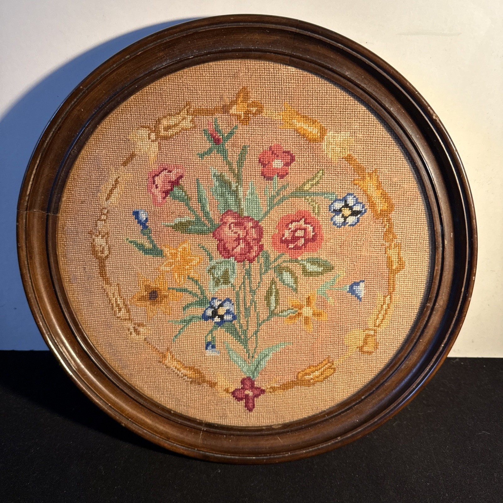 Wood Framed Circular Round Flower Embroidery Tapestry Antique Vintage