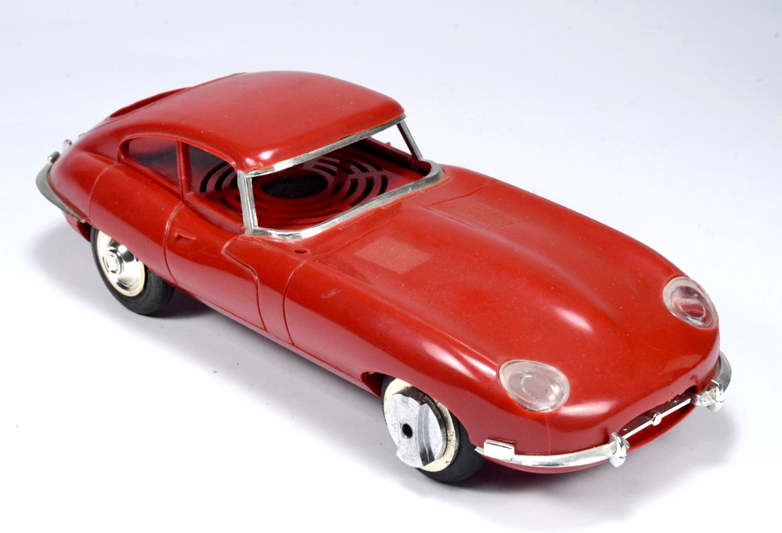 Vintage 1960s Waco Jaguar XKE A.M. Radio Car from Dealership - Made in Japan