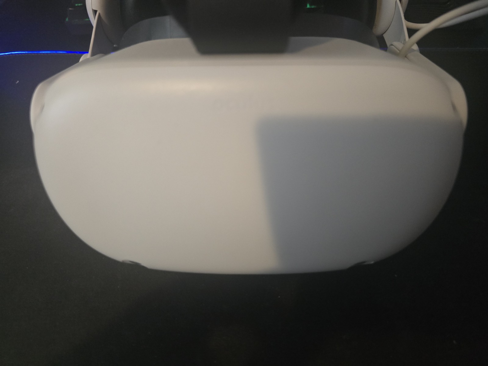 Oculus Quest 2 With Acessories