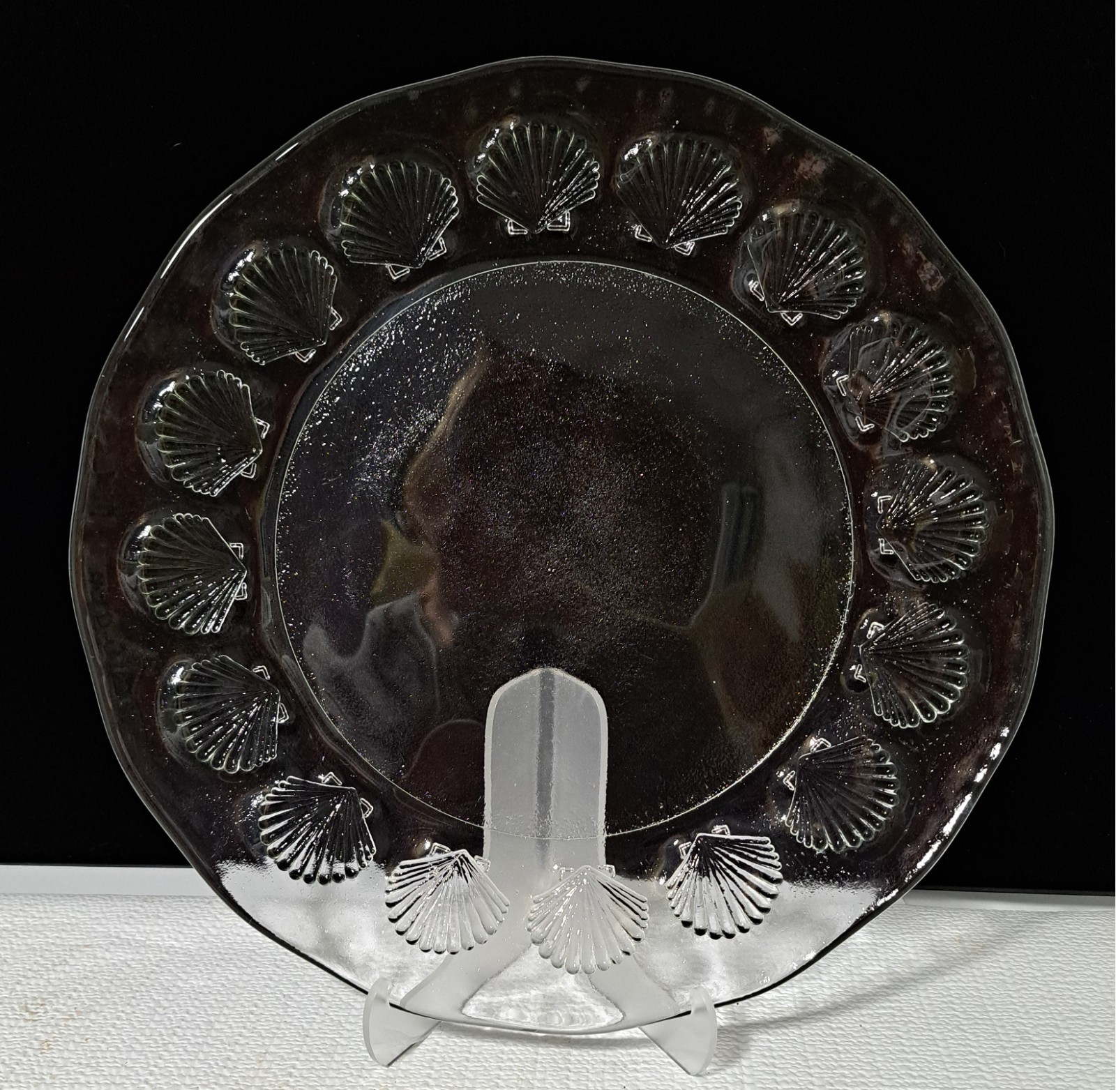 Vintage Seashell Edged Round Glass Serving Platter 12.5" D