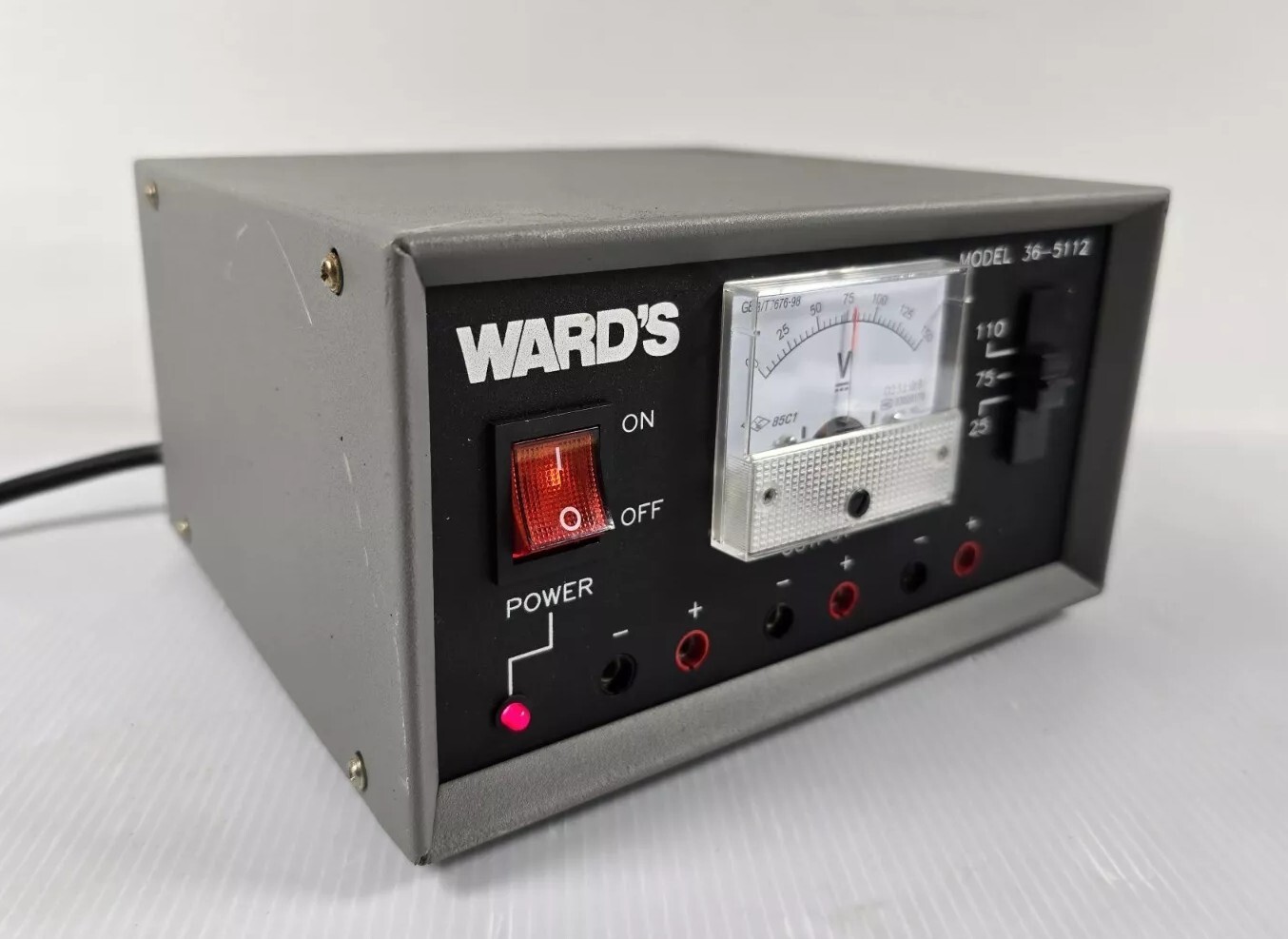 Ward's 36-5112 Three Channel Switched Power Supply 25-75-110V