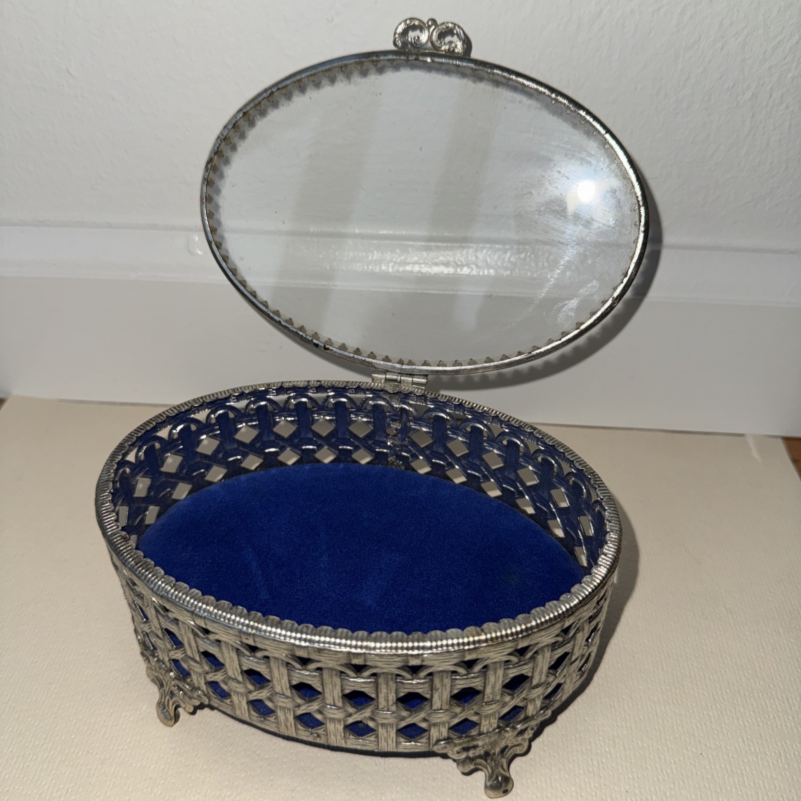 Vintage Silver Tone Filigree Glass Top Blue Velvet cushion Casket Jewelry Box 6"