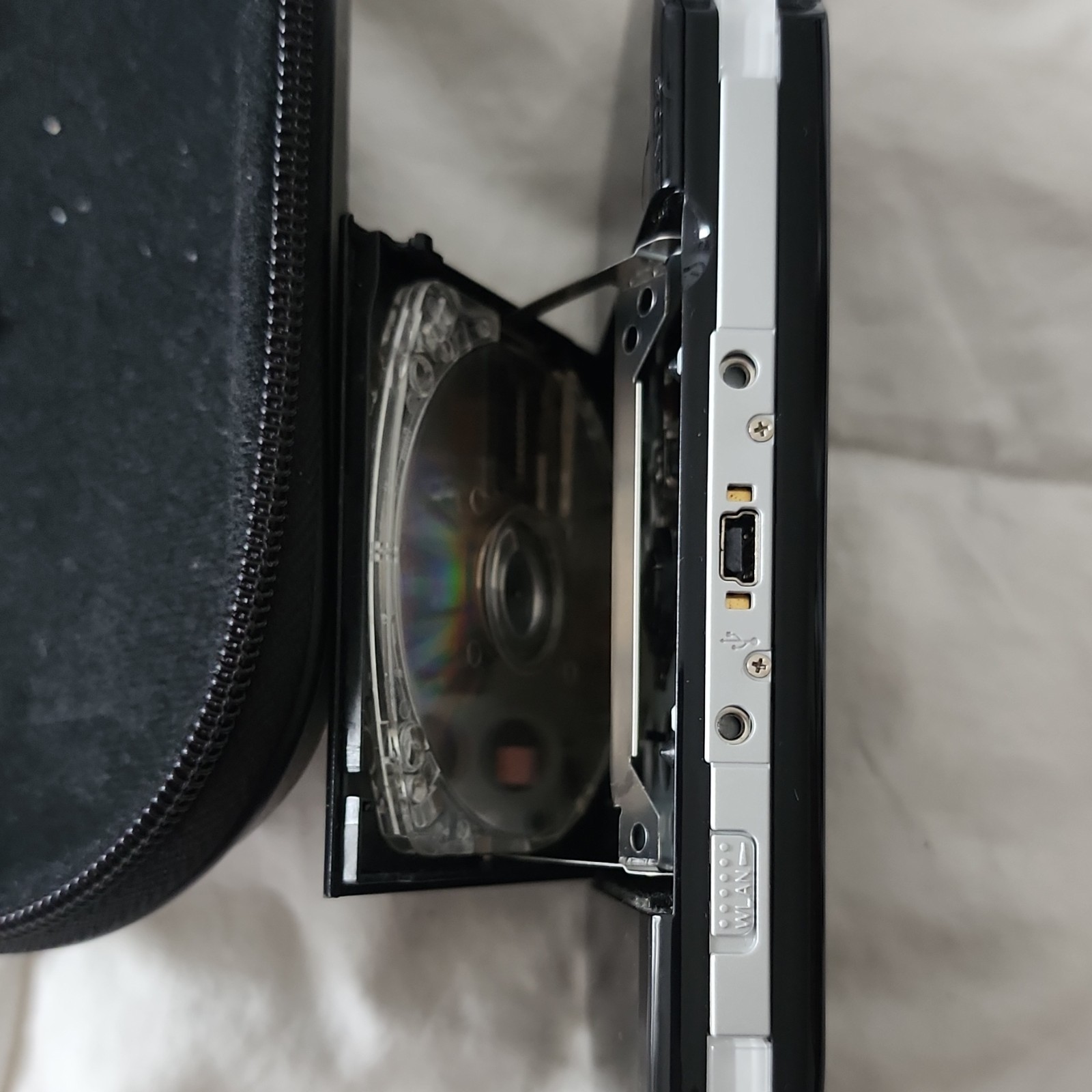 Sony PSP Console with Nintendo DS/3DS Games & Carrying Case