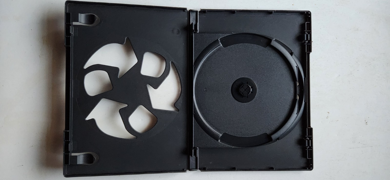 USED 14mm Standard Black 2-Disc tray (Double) DVD Eco Case & Clear Outer Sleeve