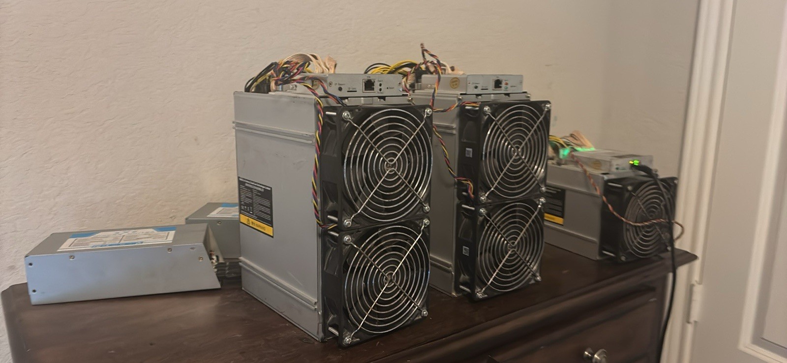 Bitmain Antminer Z9 42ks ASIC Miner with PSU