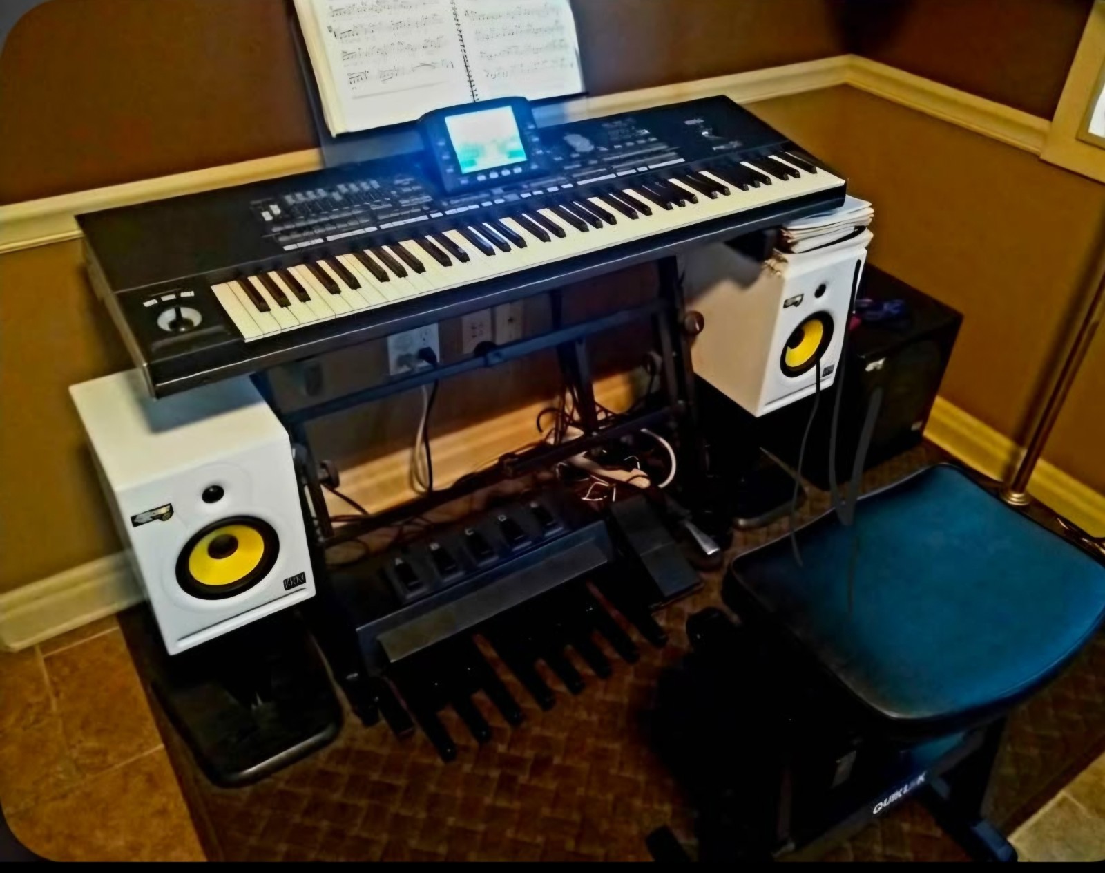 Korg Pa4X-76 76-key Professional Arranger