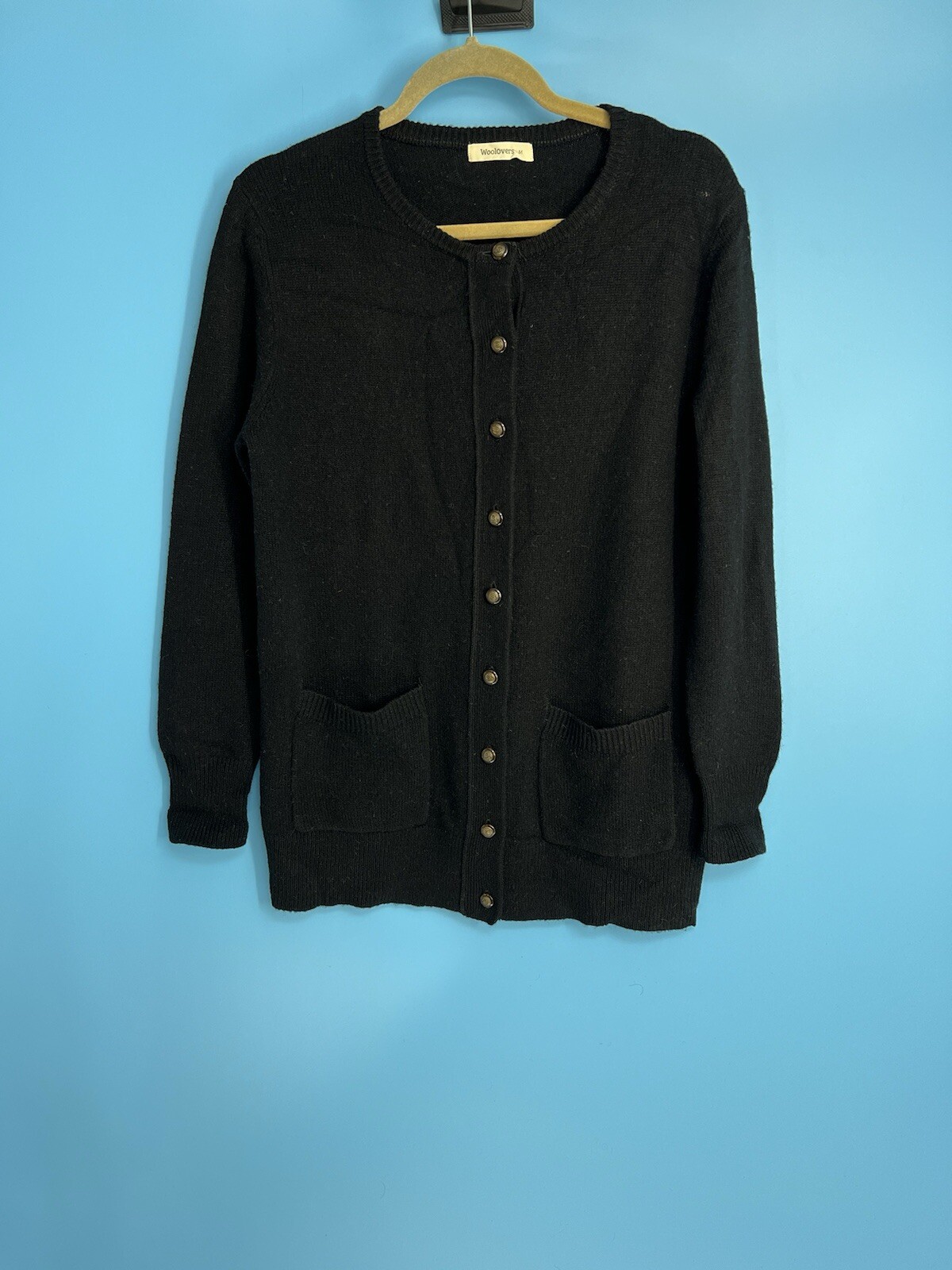 Woolovers Size Medium Black 100% Lambswool Decorative Buttons Cardigan Pockets