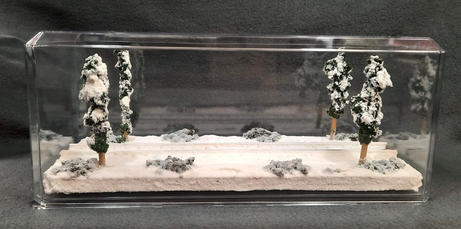 S SCALE  13" SINGLE TRACK  DISPLAY CASE- "WINTER SCENE"-FOR  ANY S TRAINS