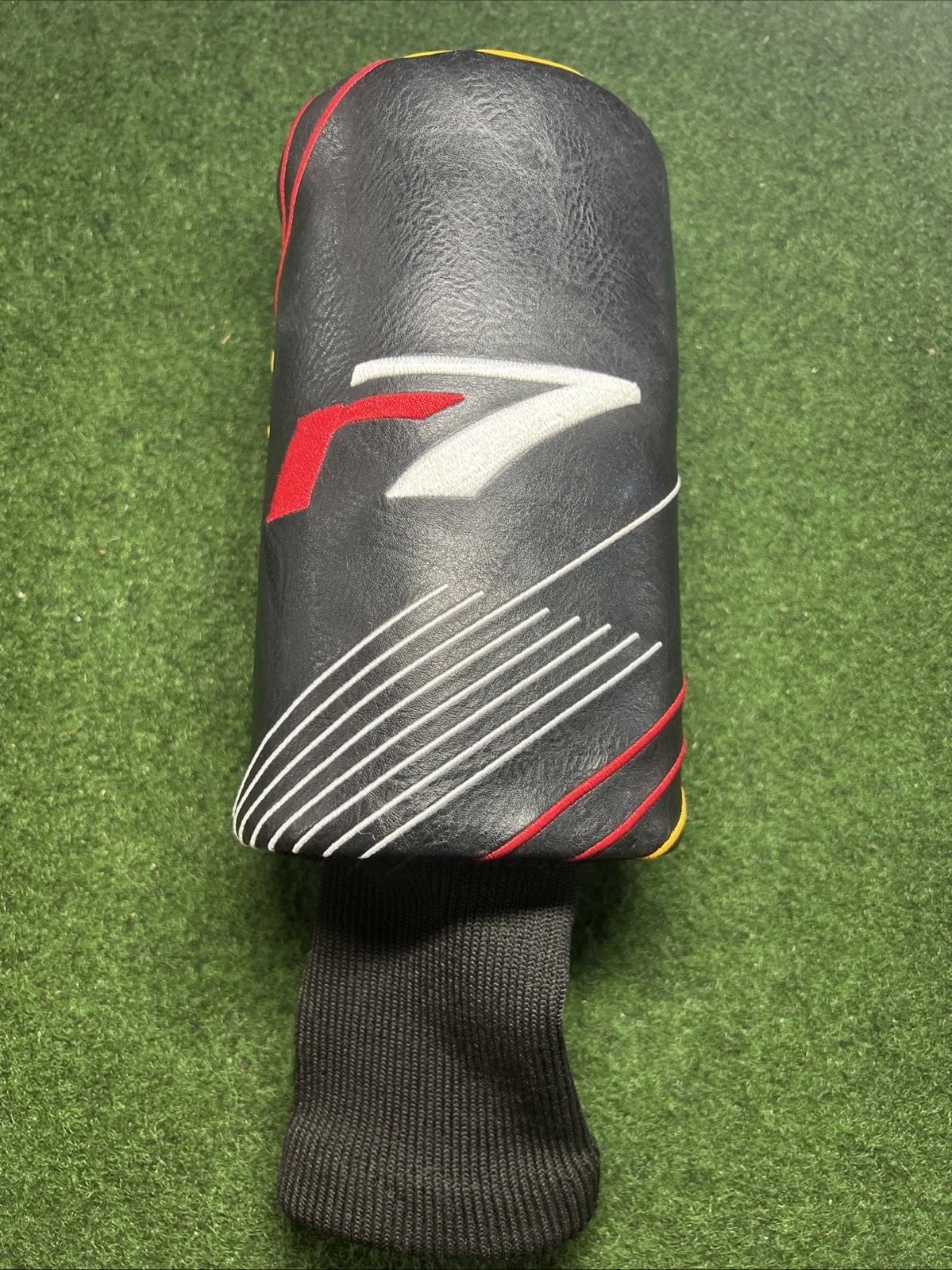 TaylorMade R7 Quad Mini Driver Headcover Golf Club Head Cover