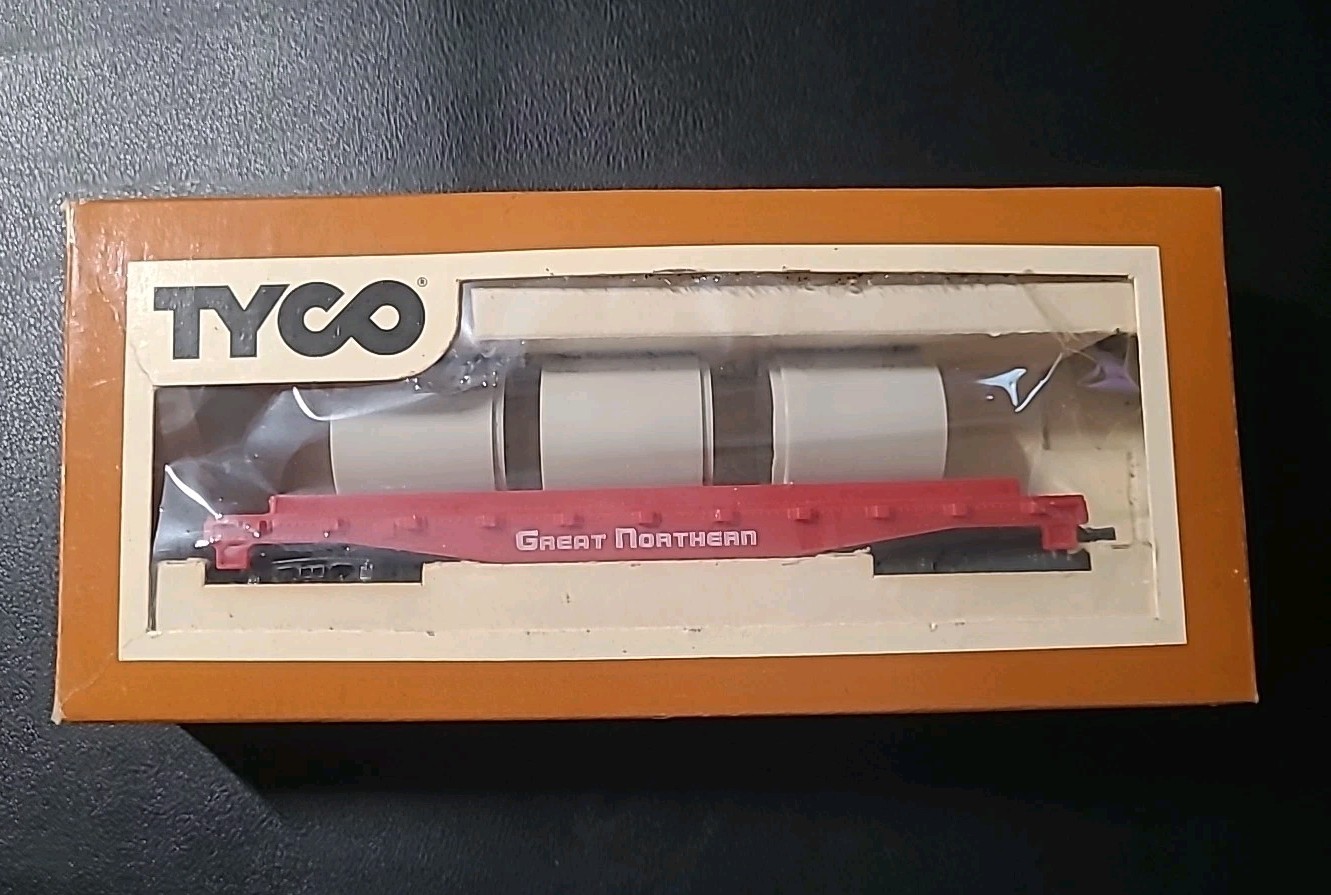 TYCO - Skid Flat with Culverts Great Northern - HO Scale - Item # 342-D With Box