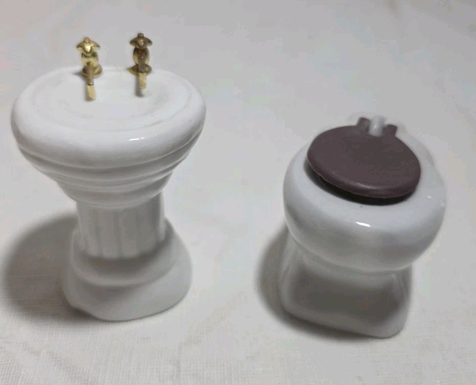Vintage Porcelain Miniature Dollhouse Bathroom Toilet And Sink Lot As Is