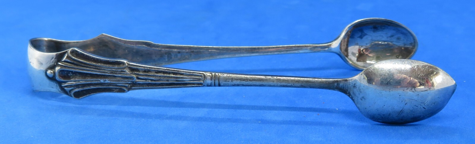Silver plate electroplate vintage Victorian antique pair of sugar tongs / nips I