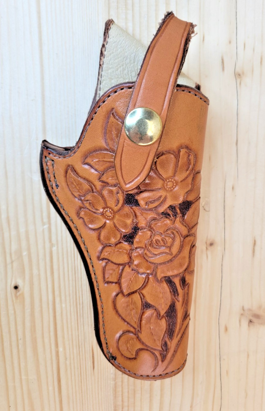 R.L. York Maker Capitan NM. Leather 4" Revolver Holster Excellent Condition