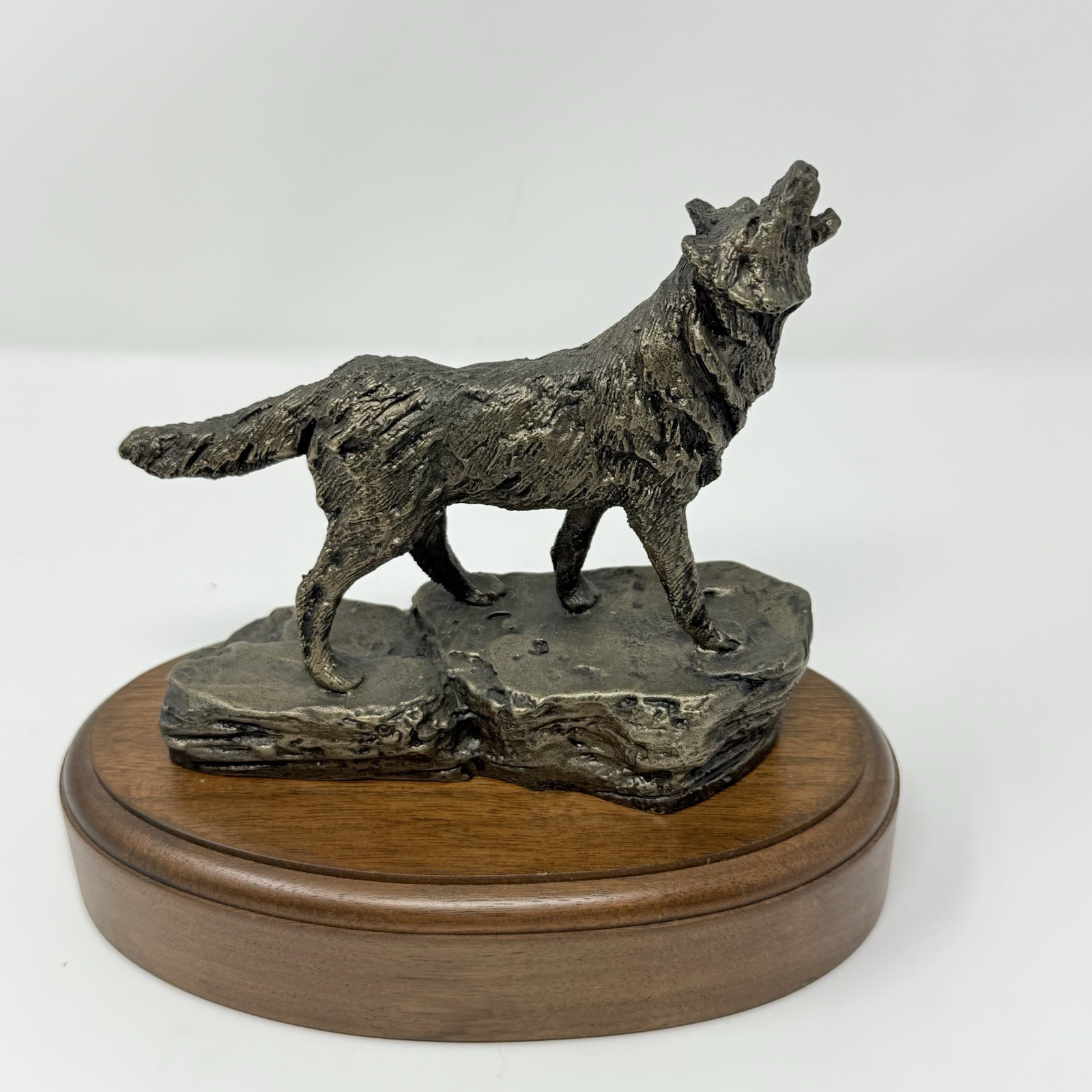 Vtg Bronze Wolf “The Call Of The Wild” Wally Shoop Wood Base Signed #109/500 COA
