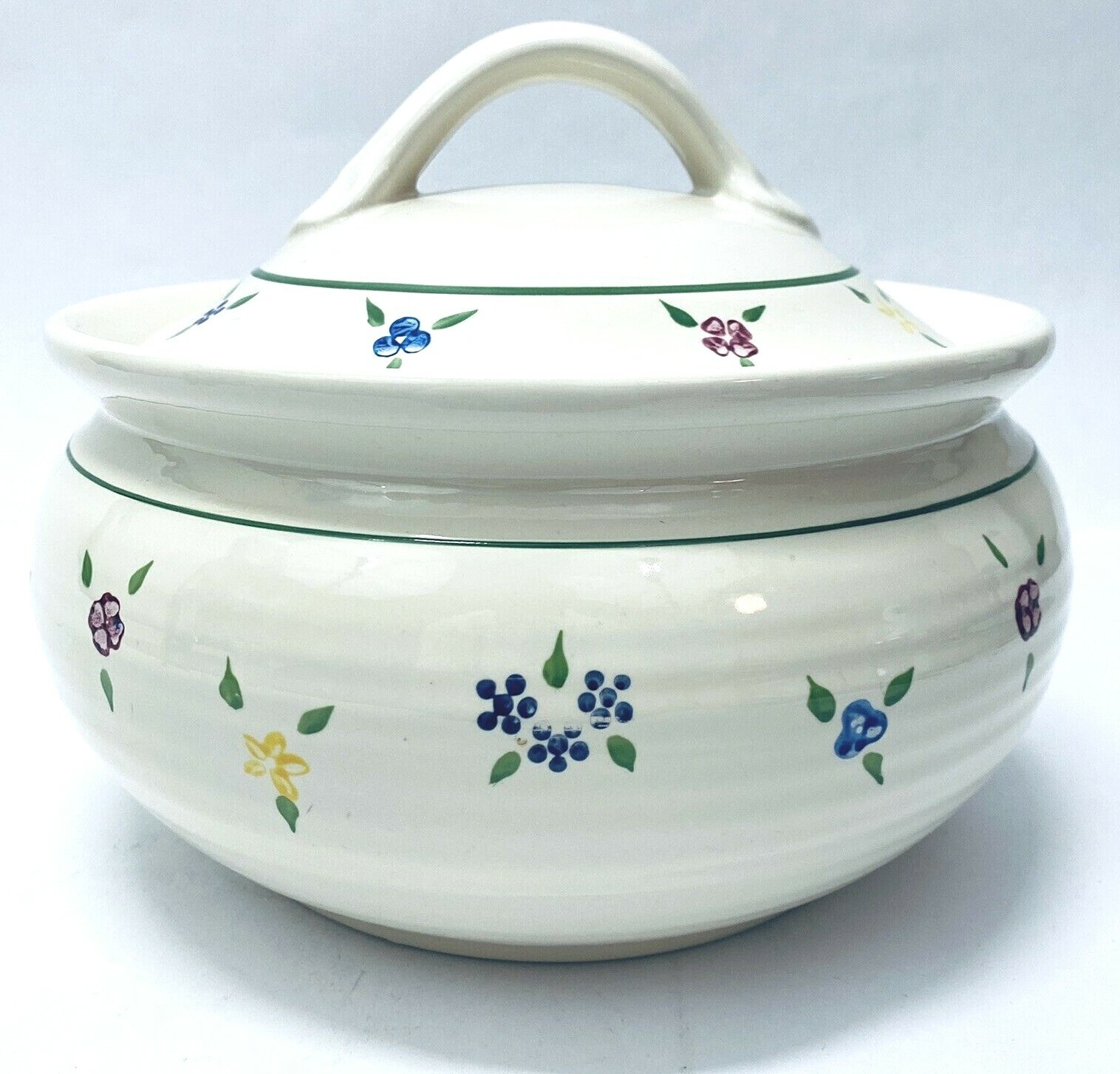 Pfaltzgraff Vickie Hanson Pattern 3 Quart ROUND COVERED CASSEROLE 9" 