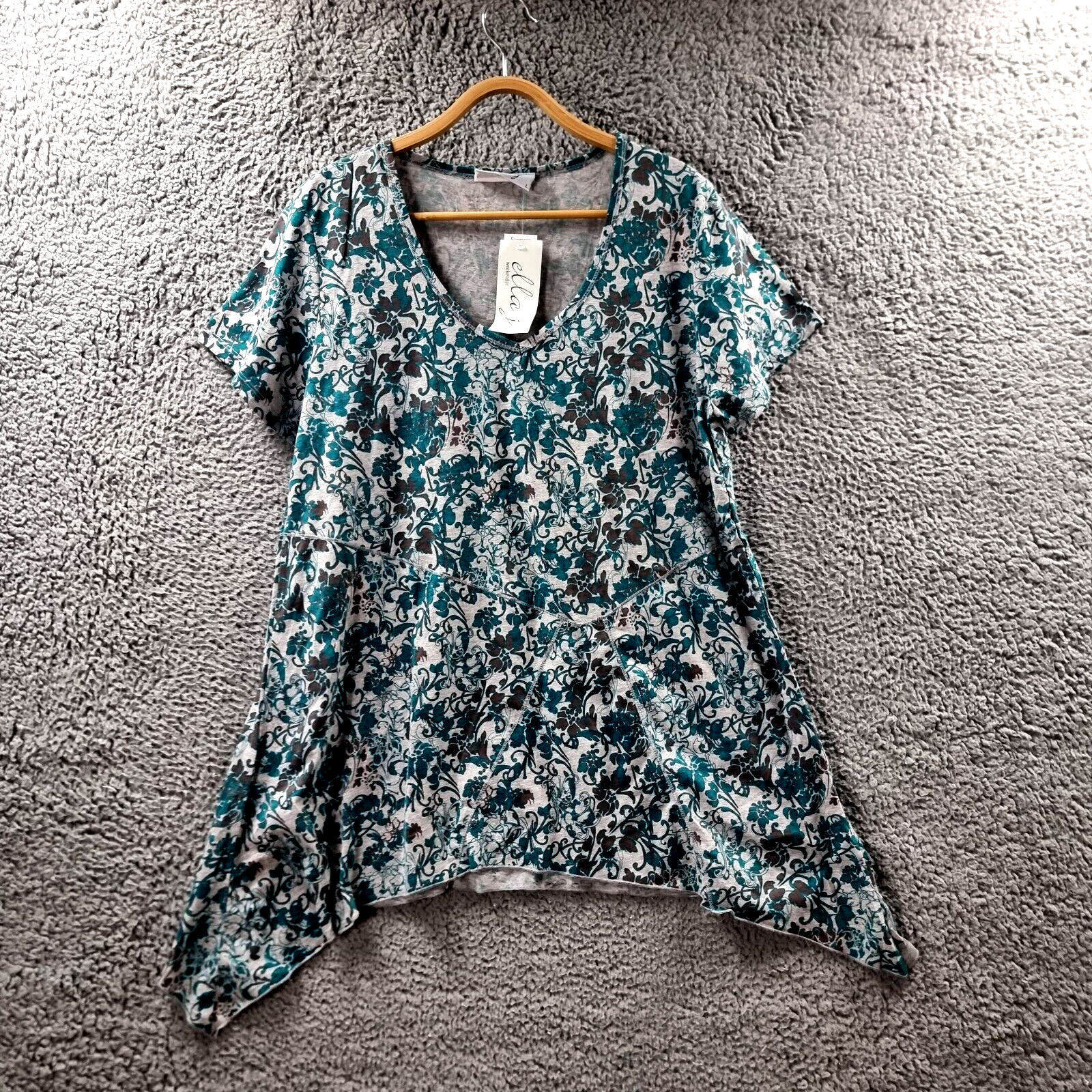 New Ella J Womens Top Size L Grey Green Floral Stretch Knit Short Sleeve