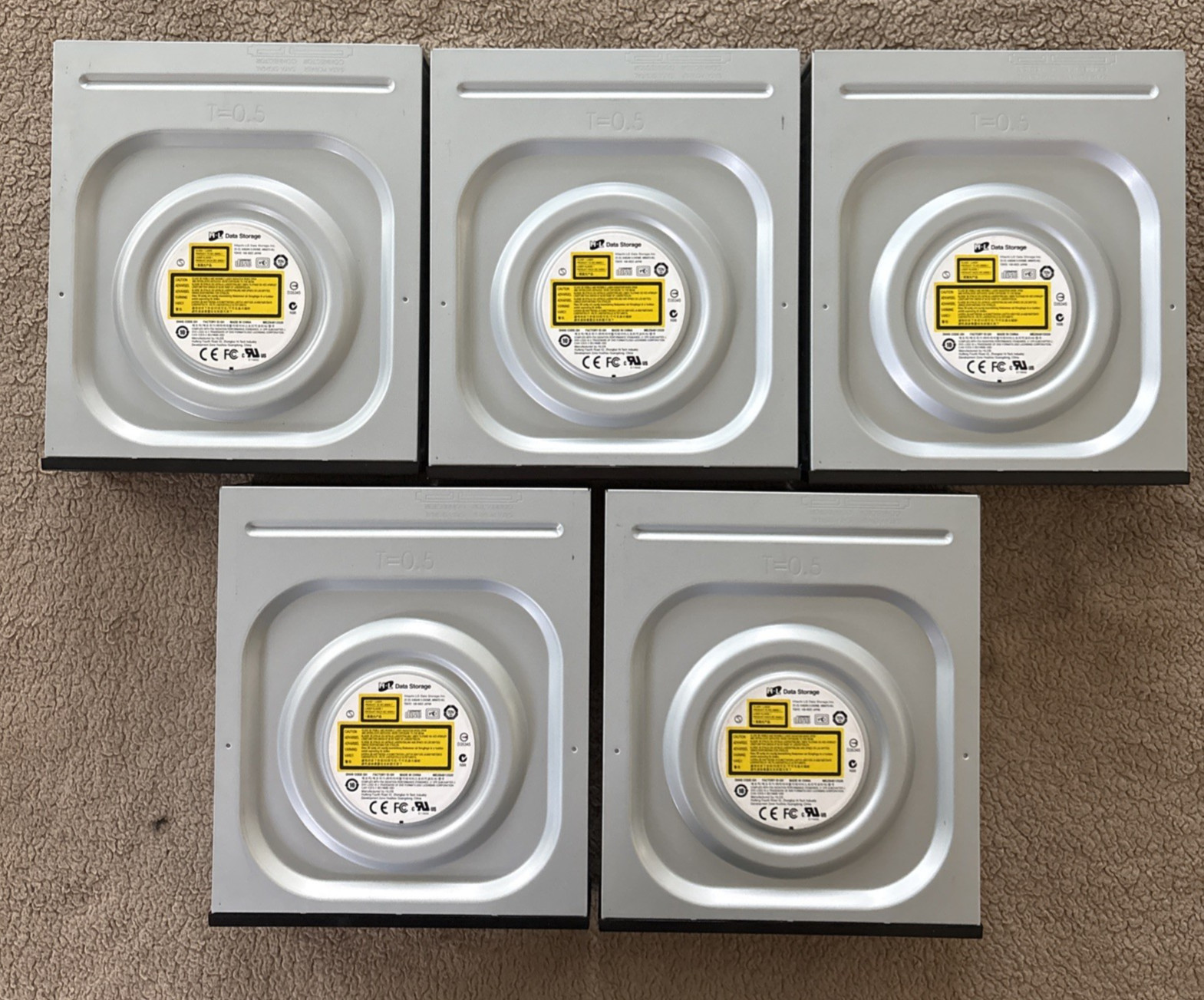 HL Data Storage Super Multi SATA DVD Recordable/CD-RW Drive GHCON 71Y5545 LOTOF5