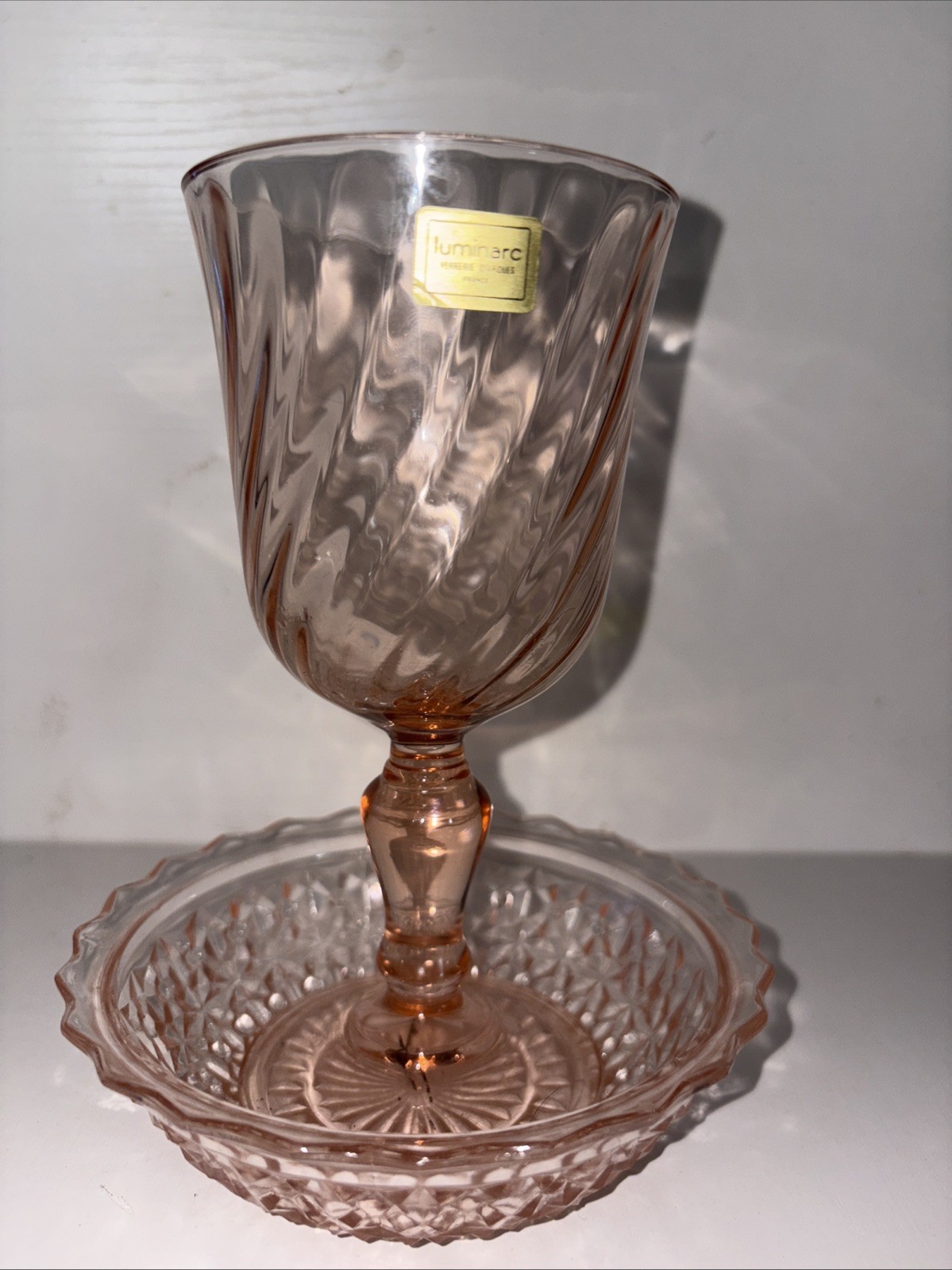 Arcoroc Luminarc Wine Glass 5.75" Rosaline Pink Swirl France With Bowl