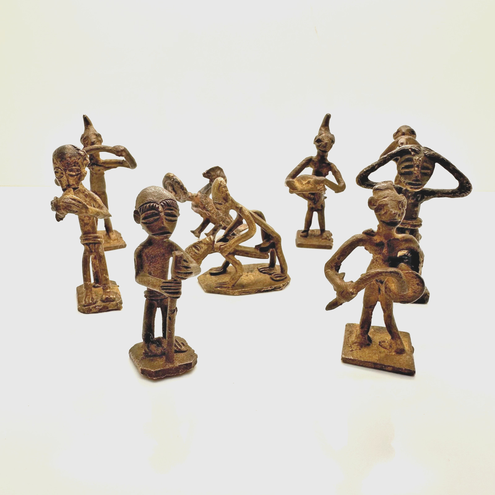 LOT OF 7 ANTIQUE WEST AFRICAN ASHANTI GOLD WEIGHT BRONZE BRASS TRIBAL FIGURES