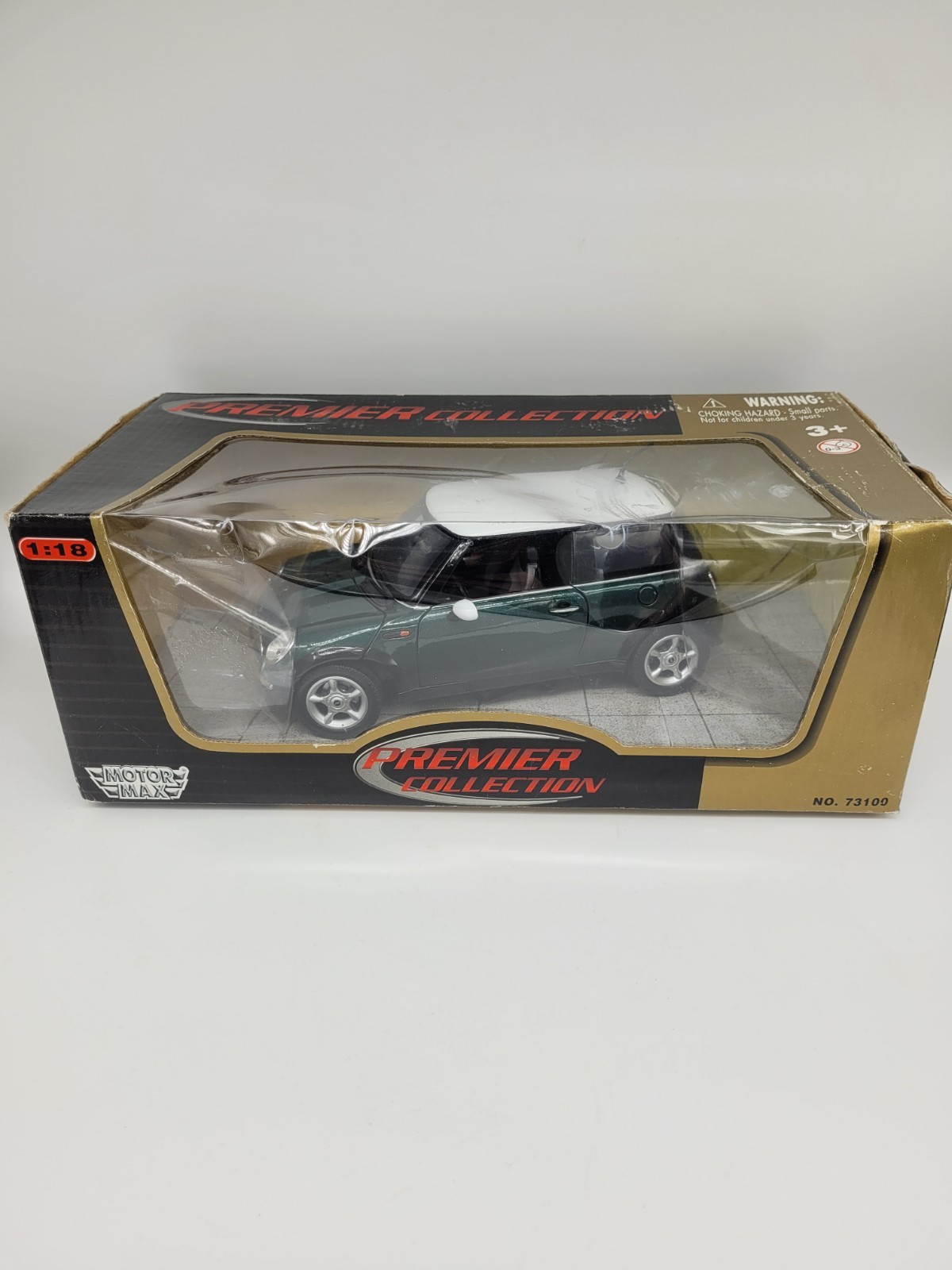 1/18 MINI Cooper model car Green / White 73100 2001 Boxed New Old Stock