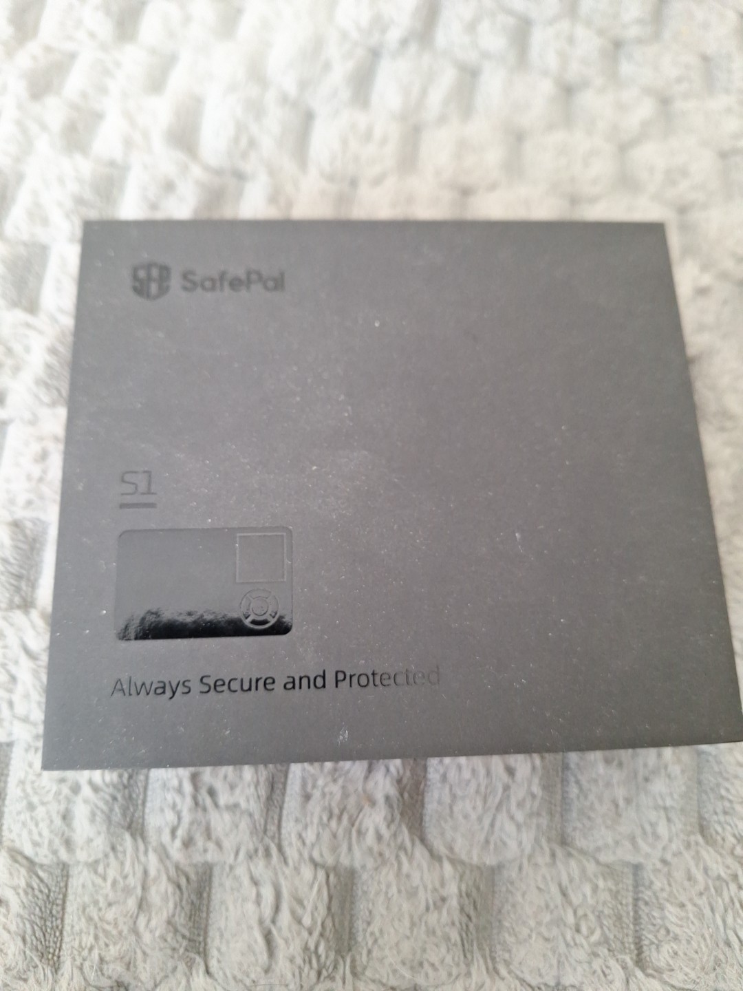 SafePal S1  cryptocurrency hardware wallet (sealed)