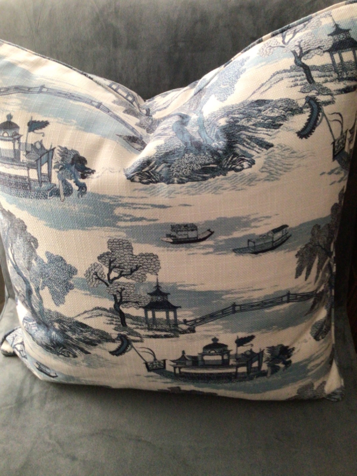 NWT CALLISTO HOME Oriental Chinoiserie  LUXURY Feather DECORATIVE PILLOW 24”
