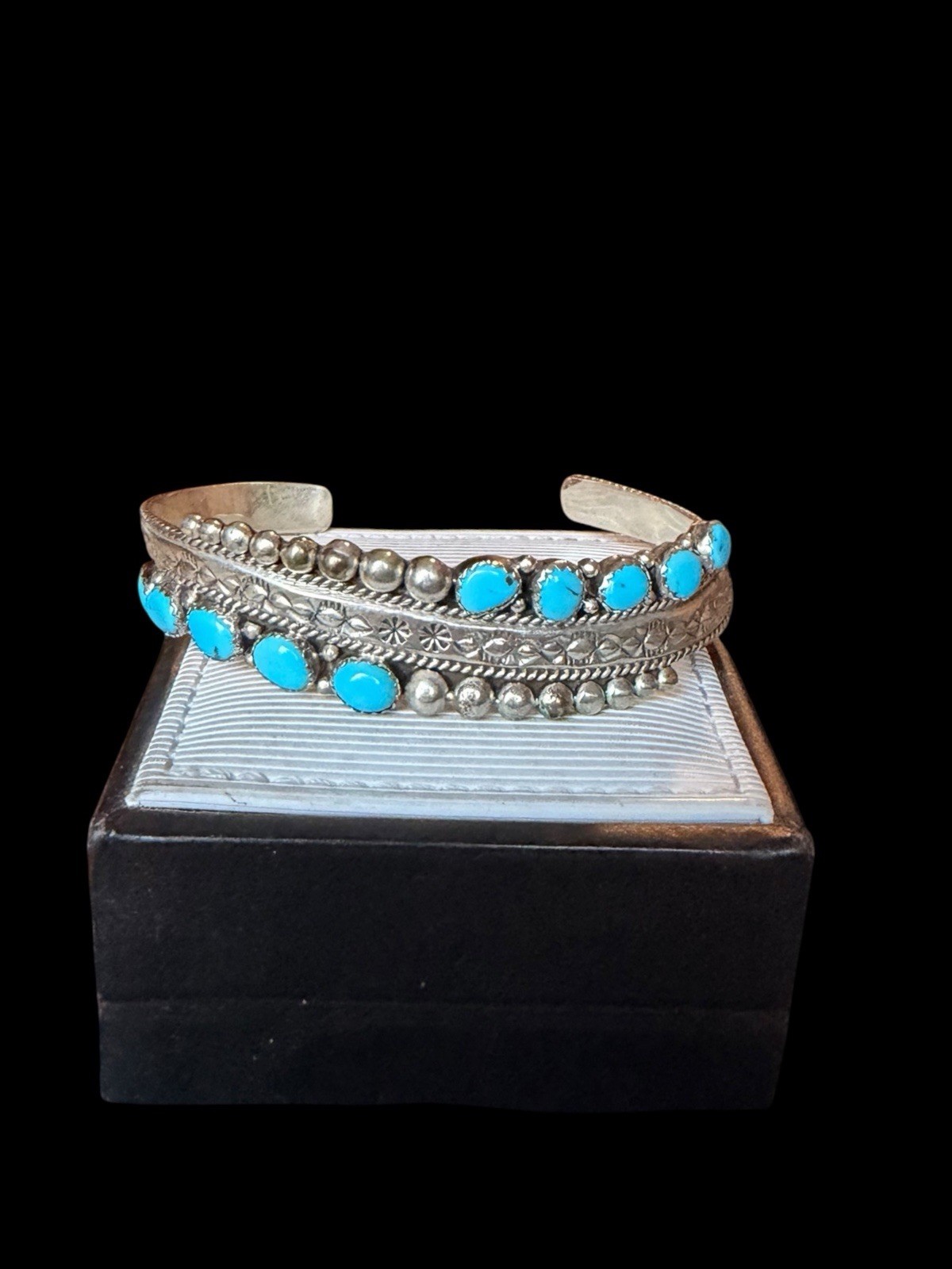 Vintage Signed Native American Sterling Silver Turquoise Cluster Cuff