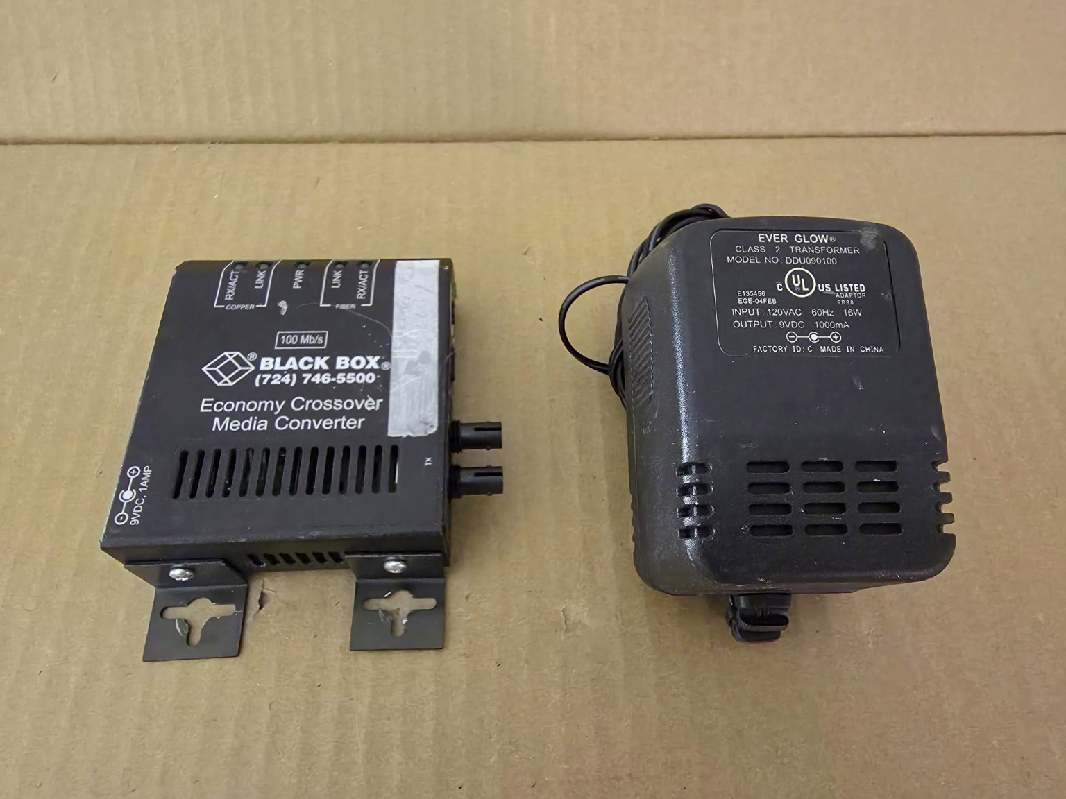 Black Box LH1504A Fiber Media Converter 100Mbps Ethernet RJ45 Industrial