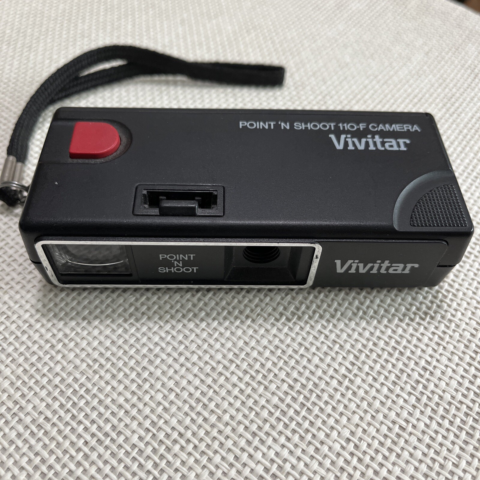 Vivitar Handheld Point ‘N Shoot 110-F Film Camera VTG Works SEE Description