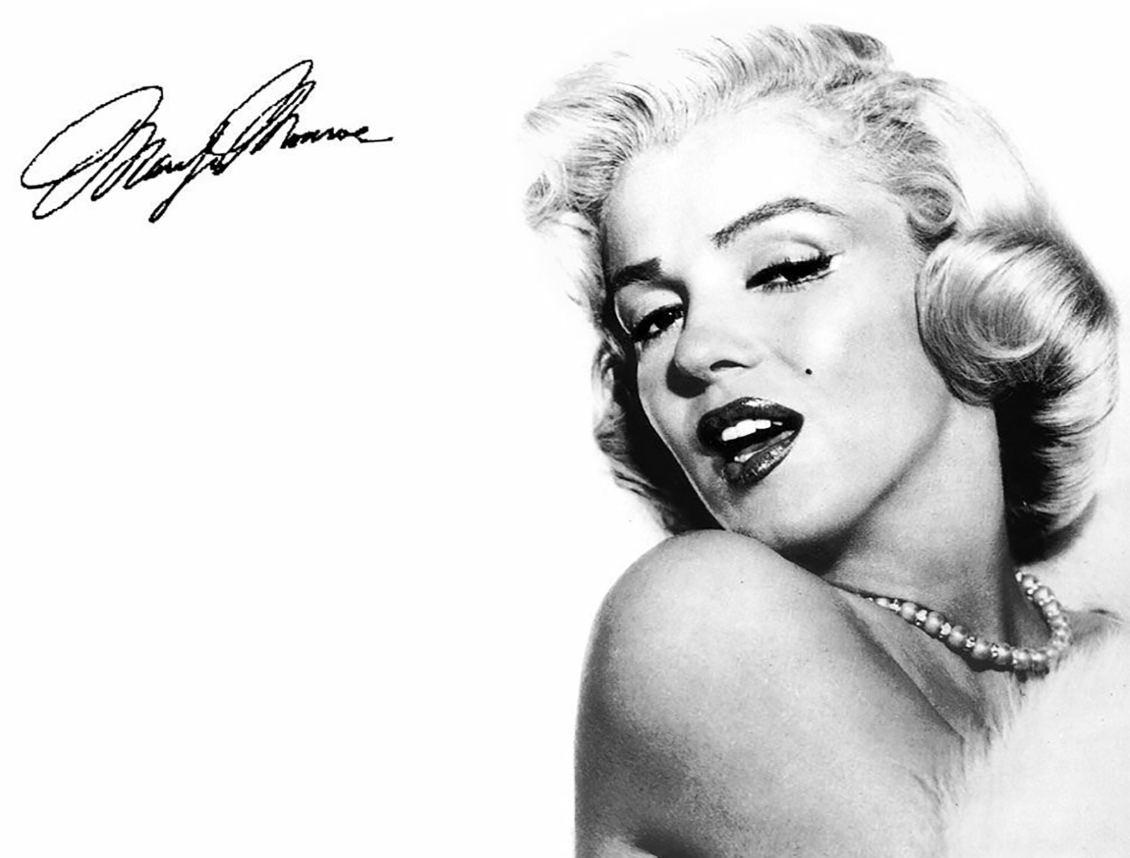 Marilyn Monroe Iron On Transfer For T-Shirt + Other Light & Dark Fabrics #1