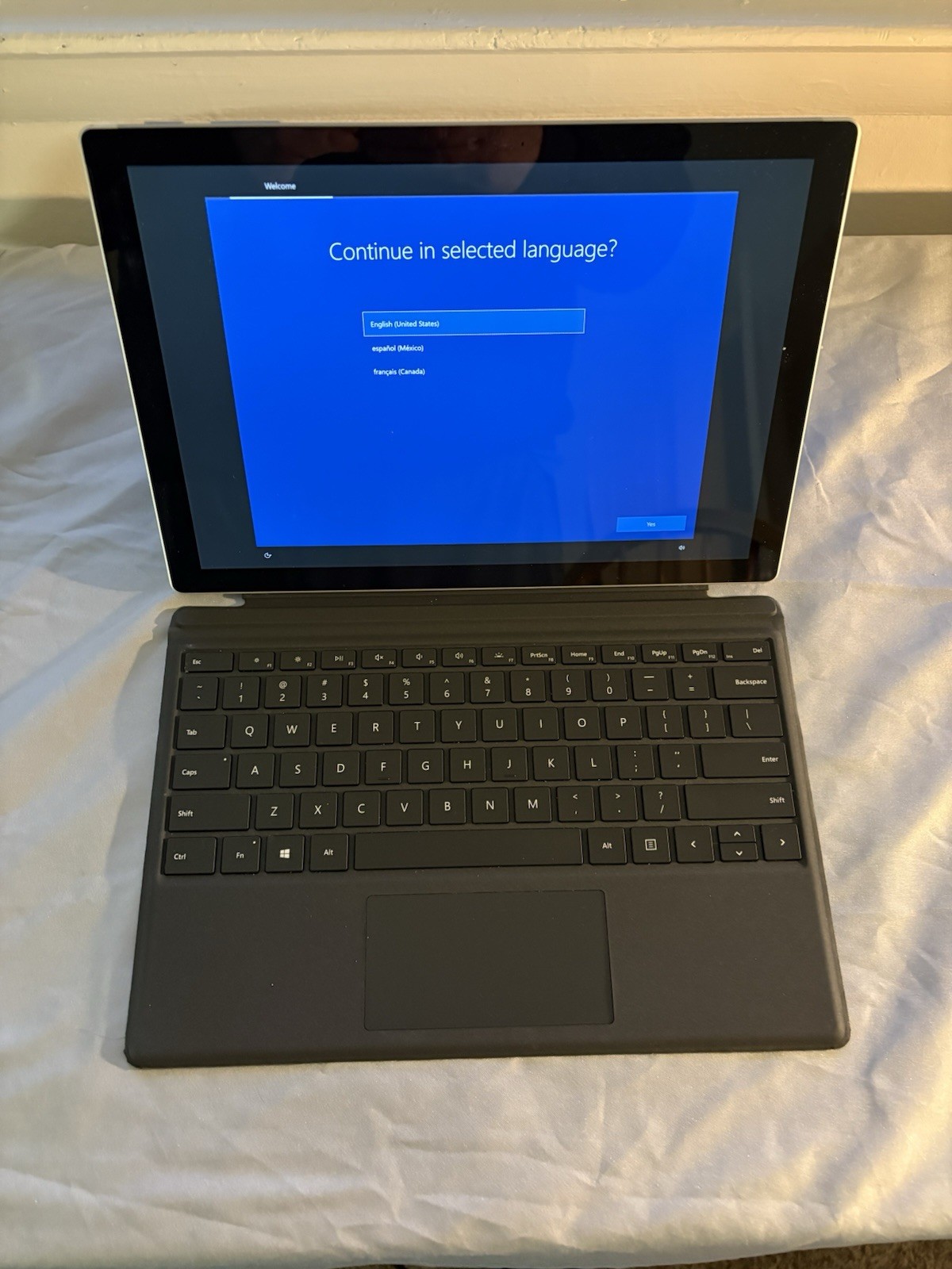 Microsoft Surface Pro Silver Tablet/Laptop Convertible Windows Touchscreen Came…