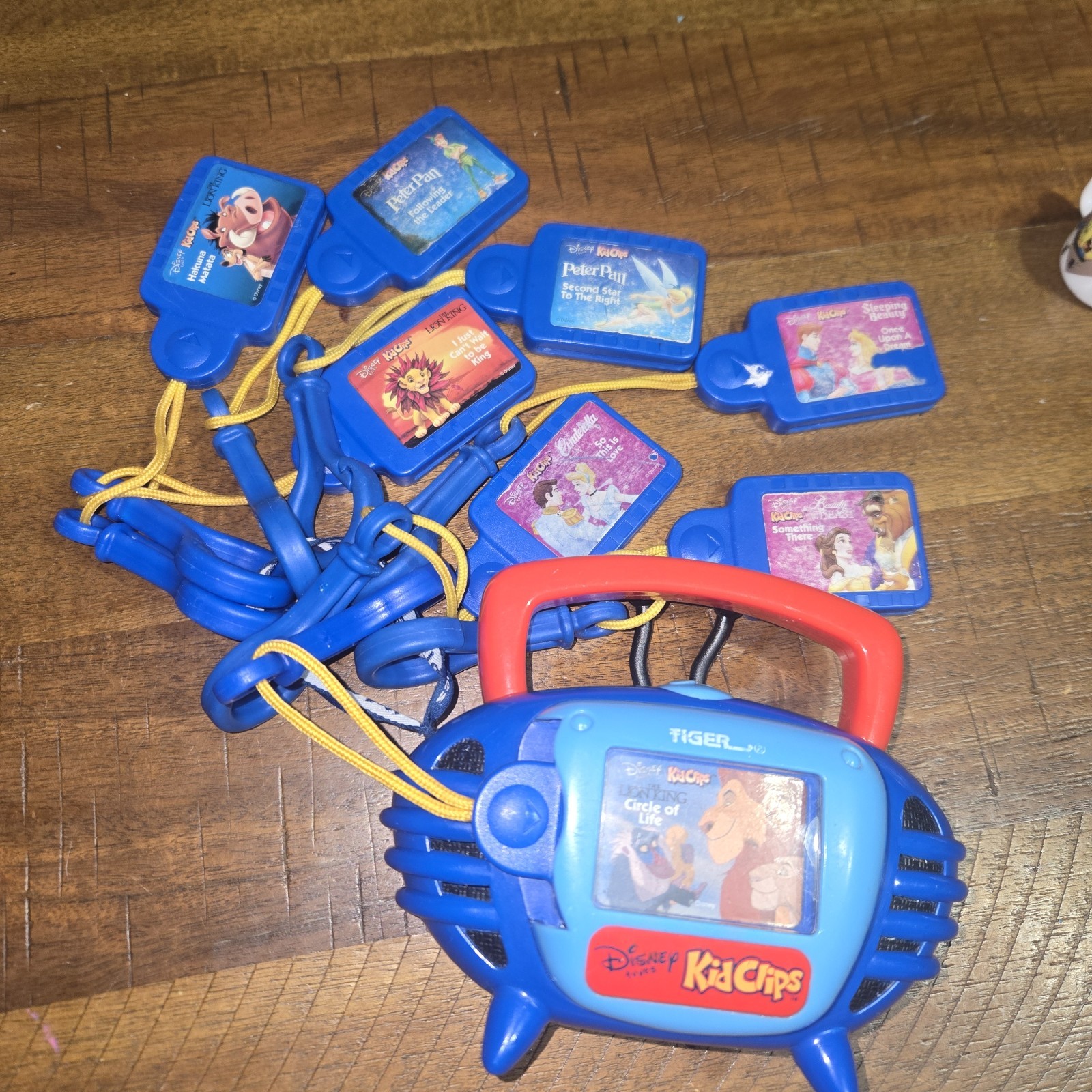 ​VTG 2002 Disney Tunes KidClips Jukebox Player & 8 Music Chips TESTED & WORKING